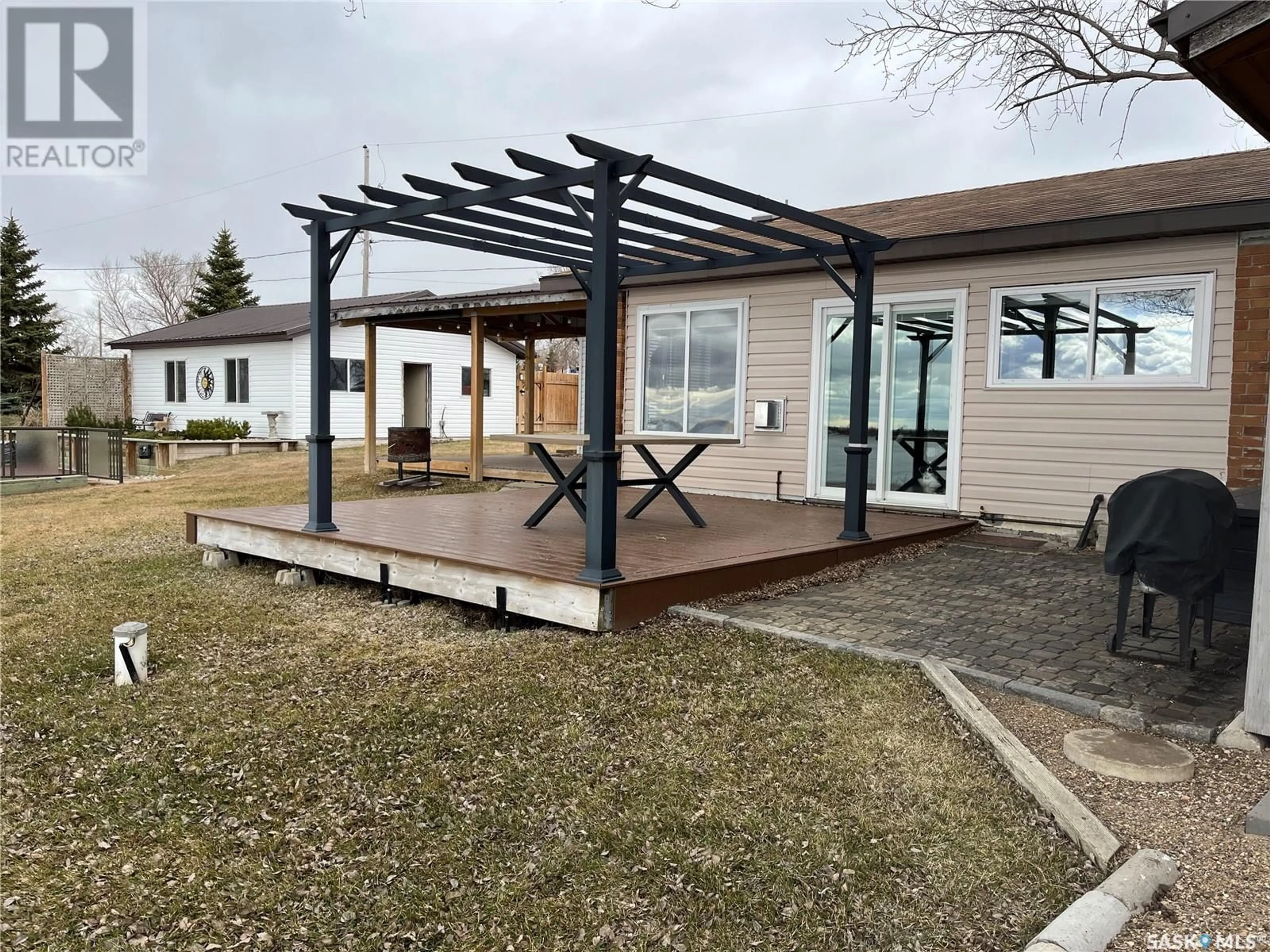 Patio, unknown for 236 LAST MOUNTAIN ROAD, Mckillop Rm No. 220 Saskatchewan S0G4L0
