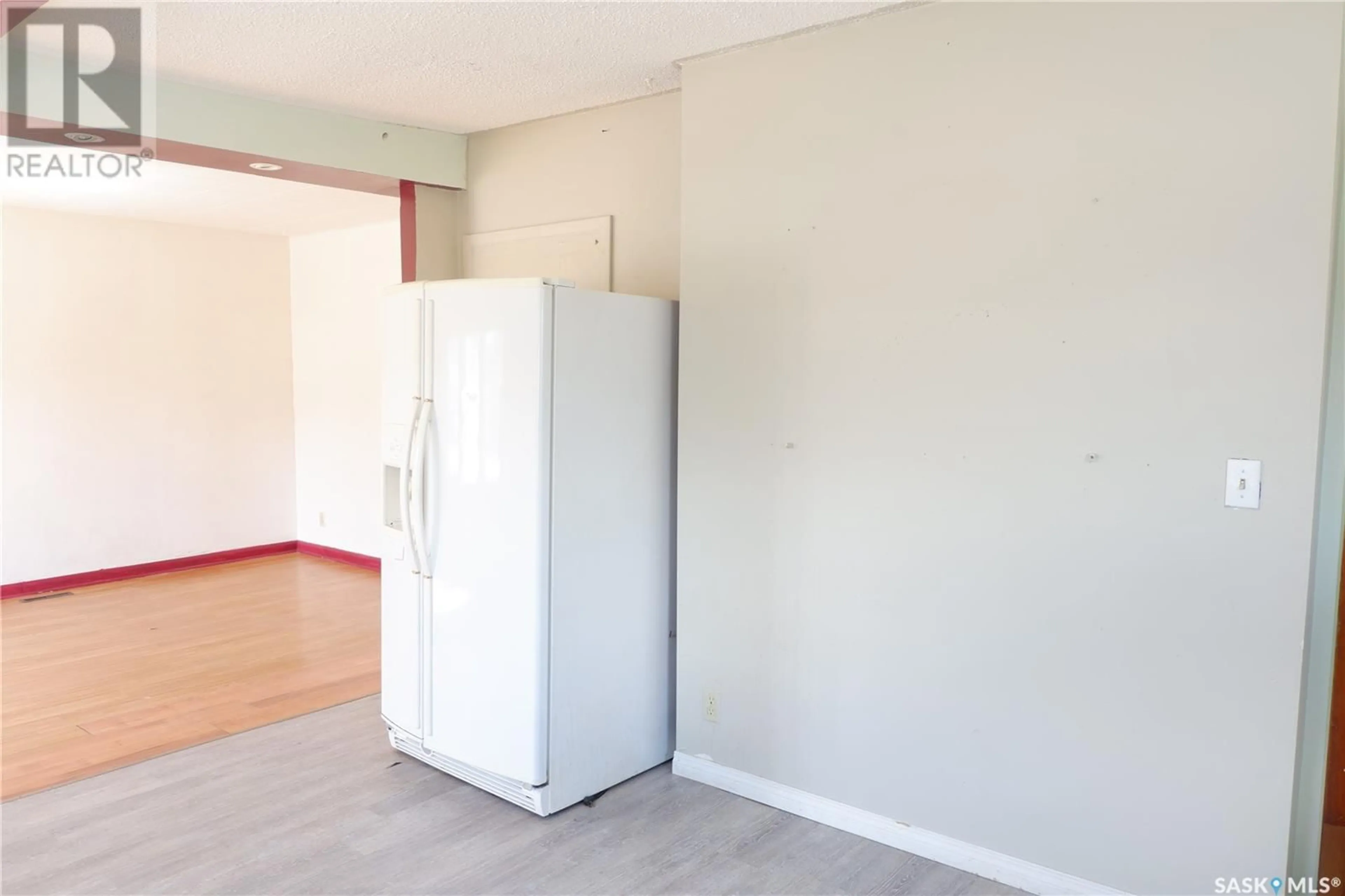 A pic of a room for 502 5TH AVENUE, Assiniboia Saskatchewan S0H0B0