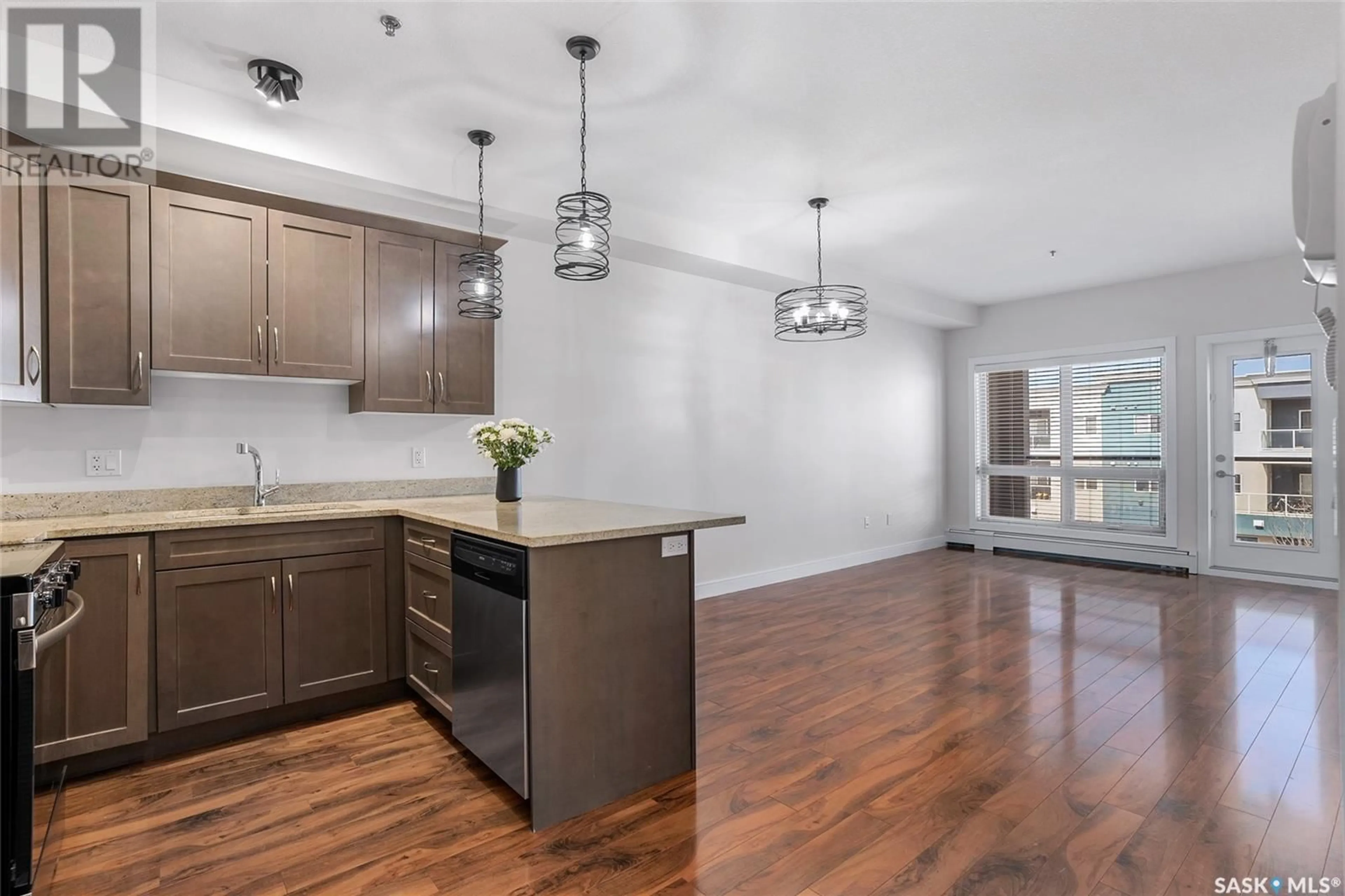 Open concept kitchen, unknown for 115 - 216 WILLOWGROVE CRESCENT, Saskatoon Saskatchewan S7H0M3