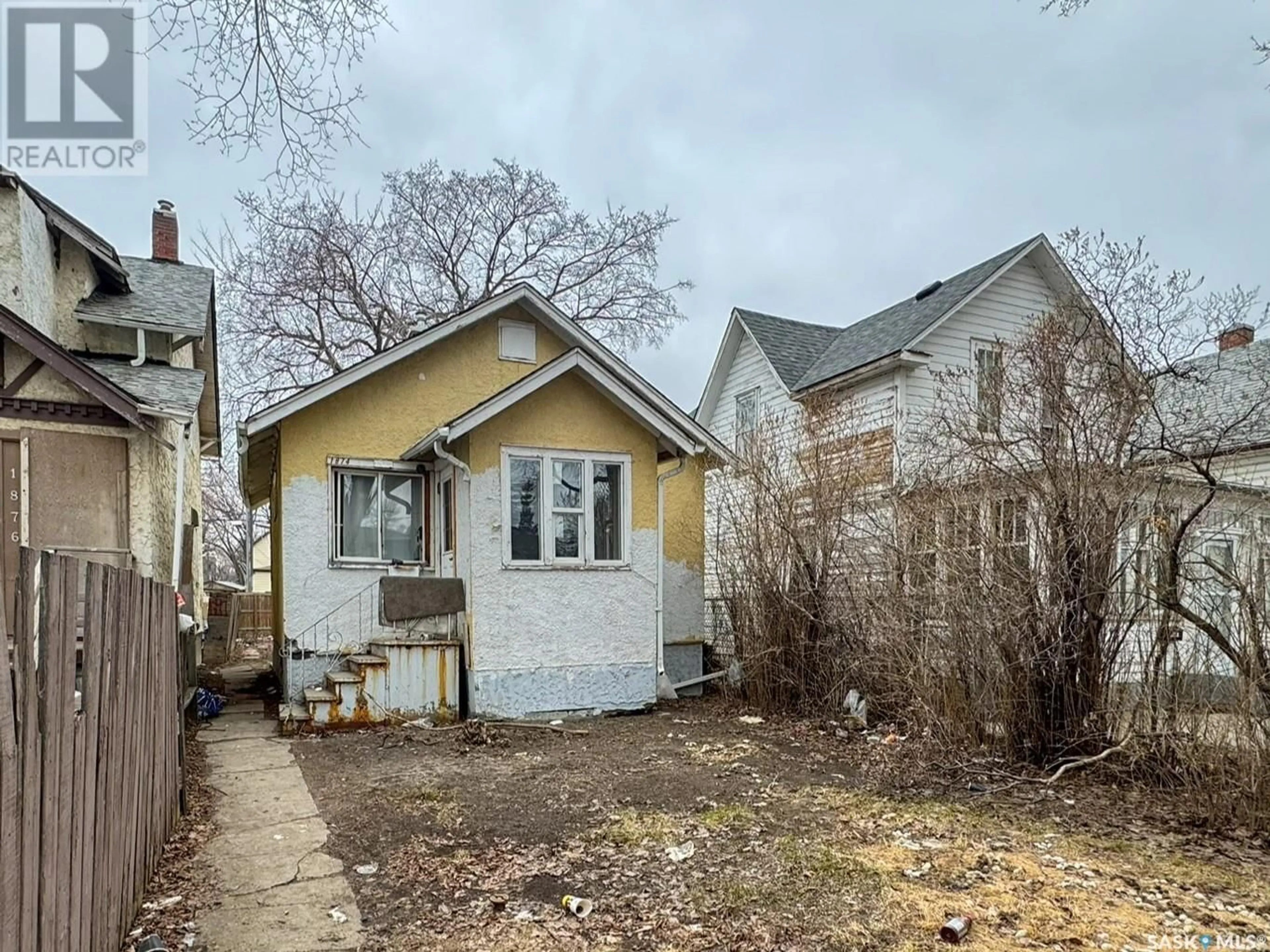 Unknown for 1874 QUEBEC STREET, Regina Saskatchewan S4P1J5