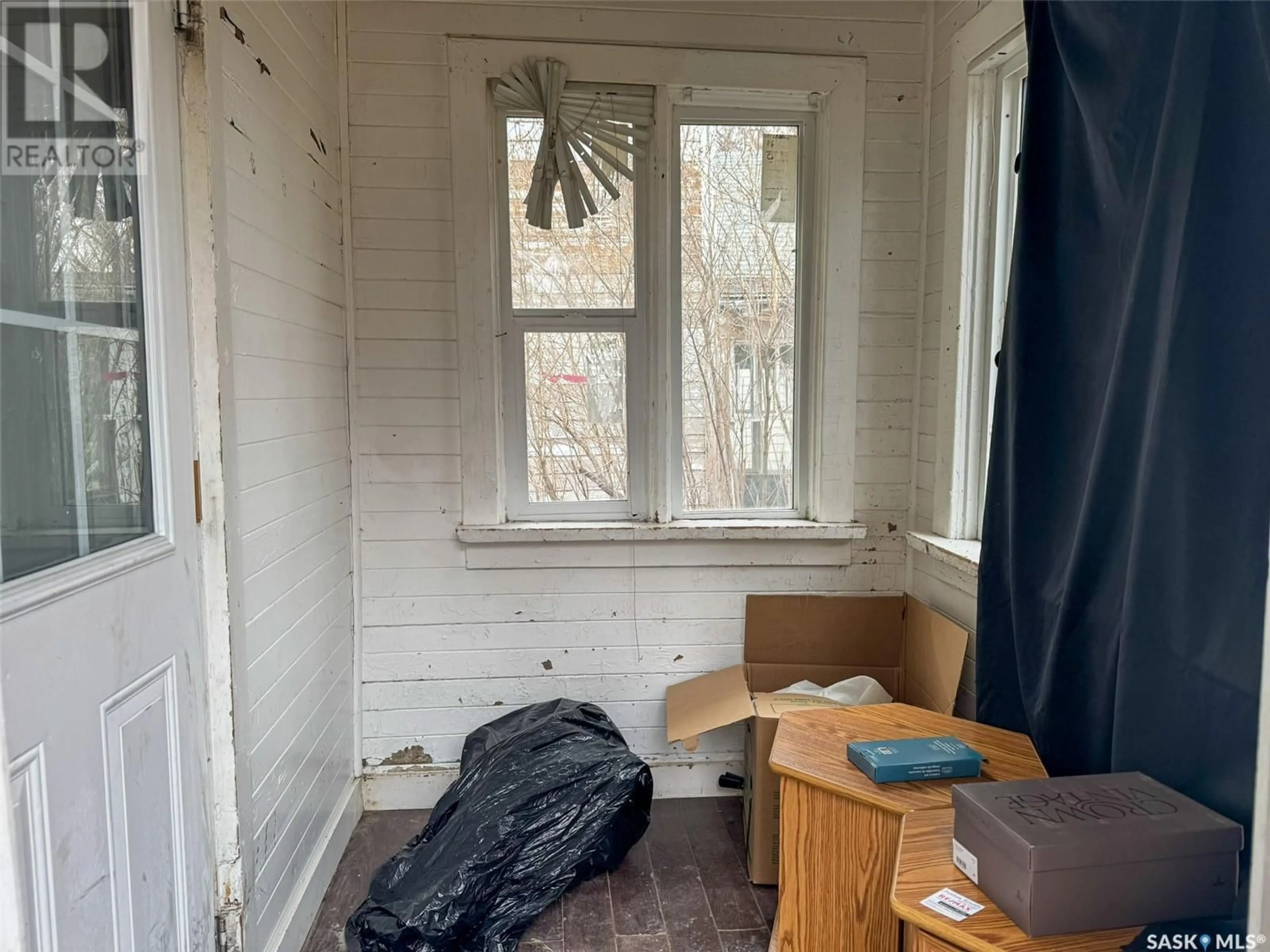 A pic of a room for 1874 QUEBEC STREET, Regina Saskatchewan S4P1J5