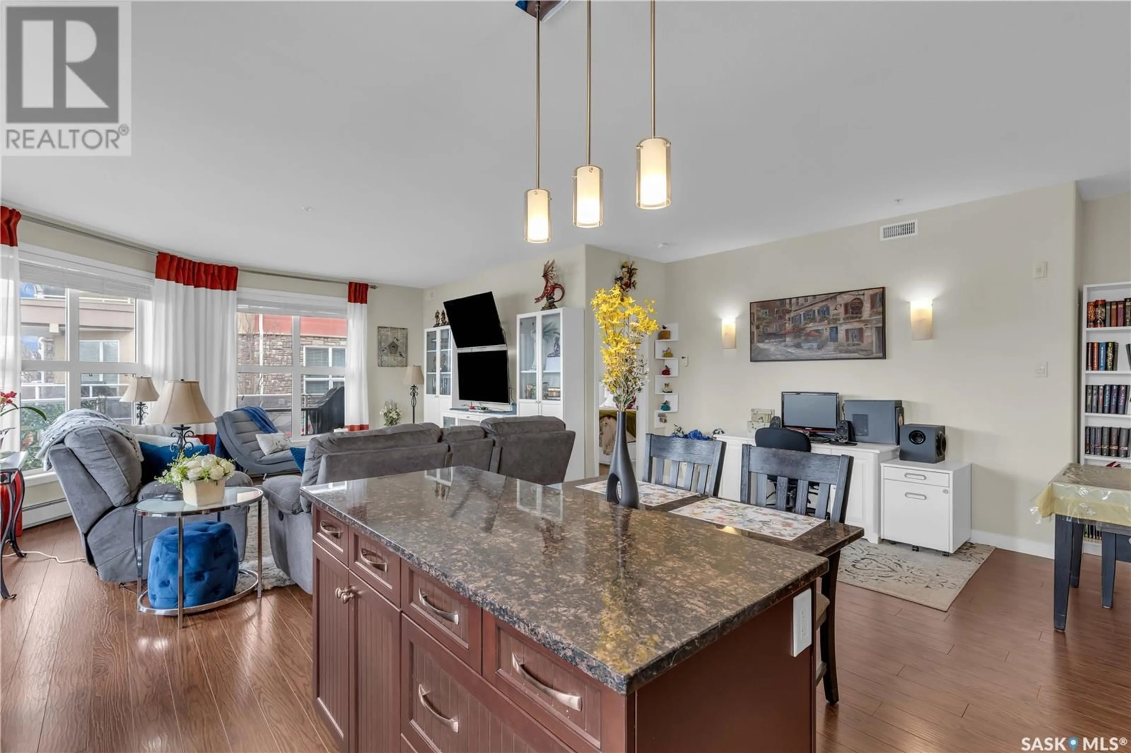 Open concept kitchen, ceramic/tile floor for 118 1035 MOSS AVENUE, Saskatoon Saskatchewan S7H2E5
