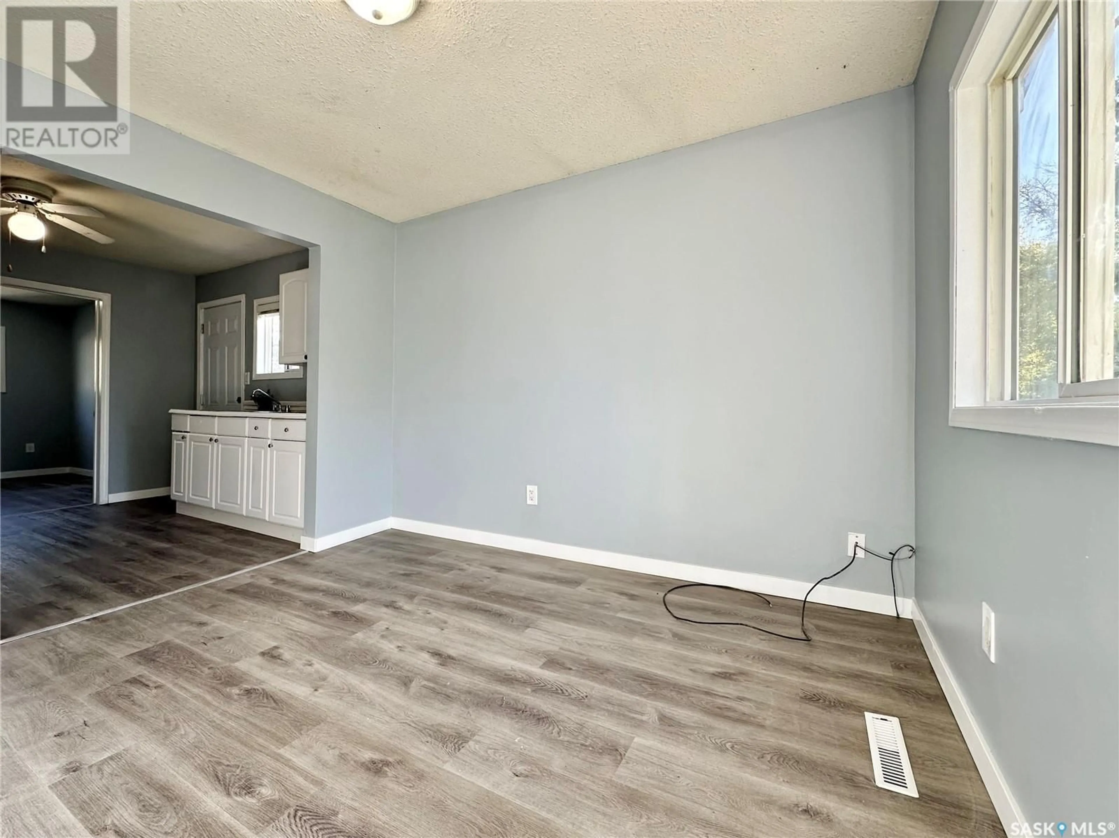 A pic of a room for 421 ALEXANDRA STREET, Regina Saskatchewan S4R4W6