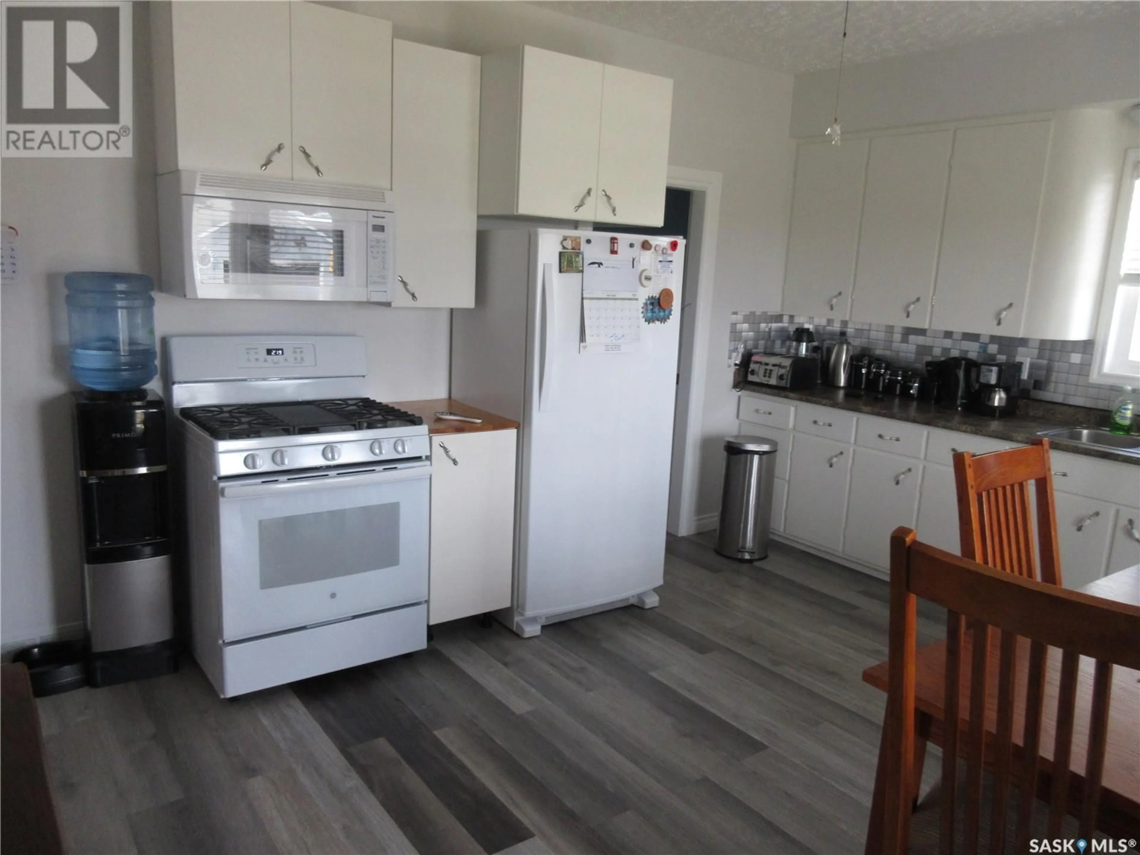 Standard kitchen, unknown for 101 SASKATCHEWAN AVENUE, Tramping Lake Saskatchewan S0K4H0