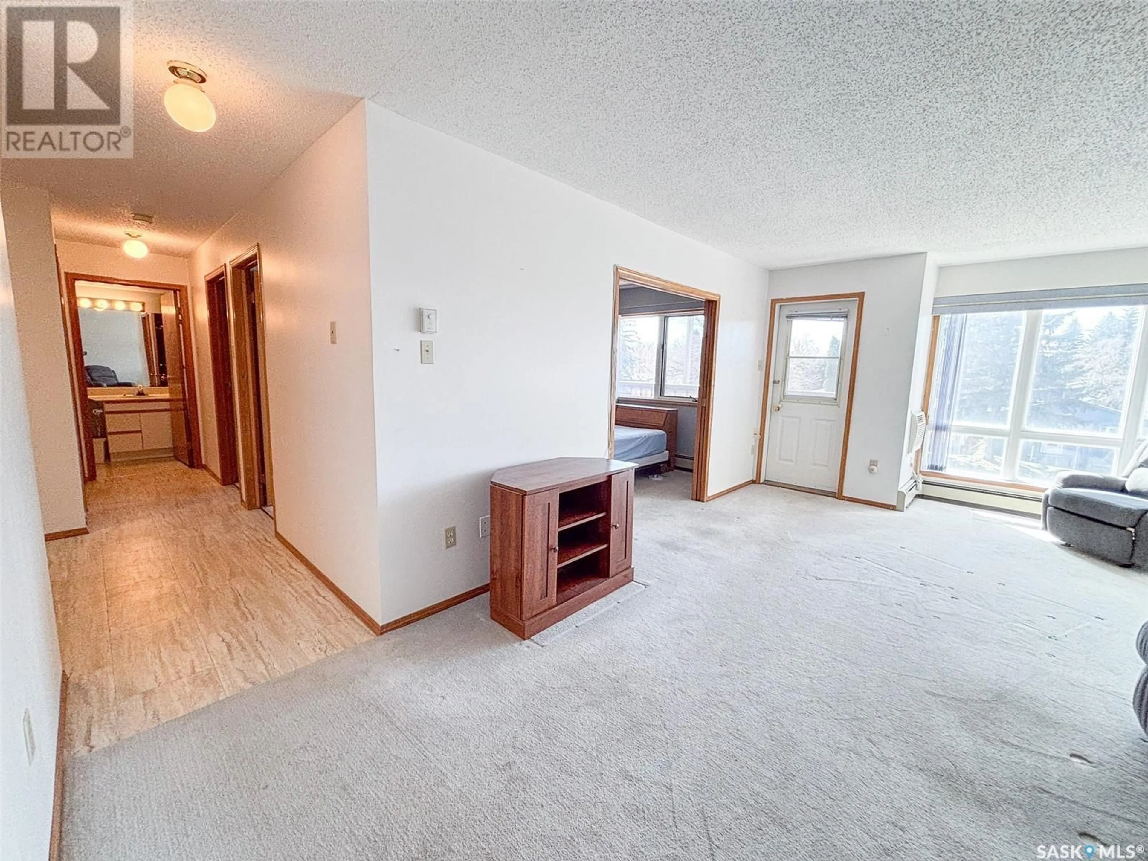 A pic of a room for 205 - 3220 33RD STREET, Saskatoon Saskatchewan S7L6K3