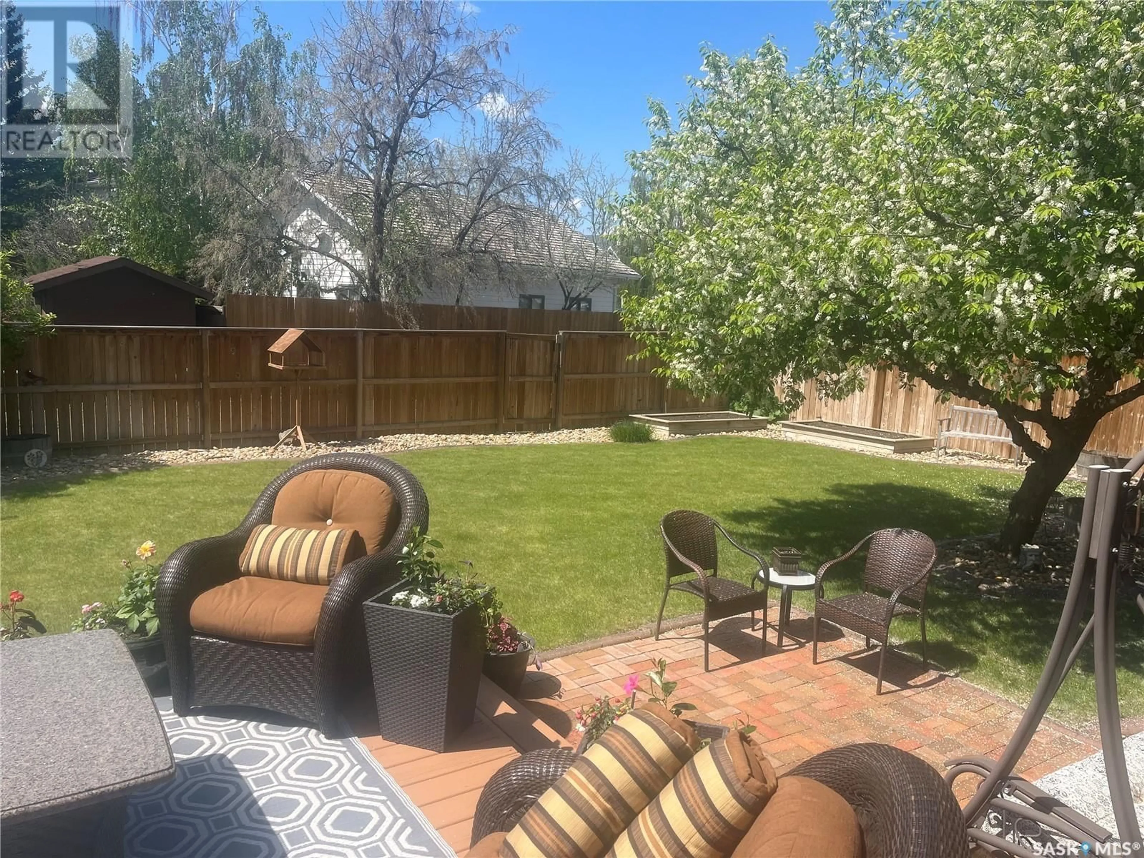 Patio, street for 2519 CARDINAL CRESCENT, North Battleford Saskatchewan S9A3X2