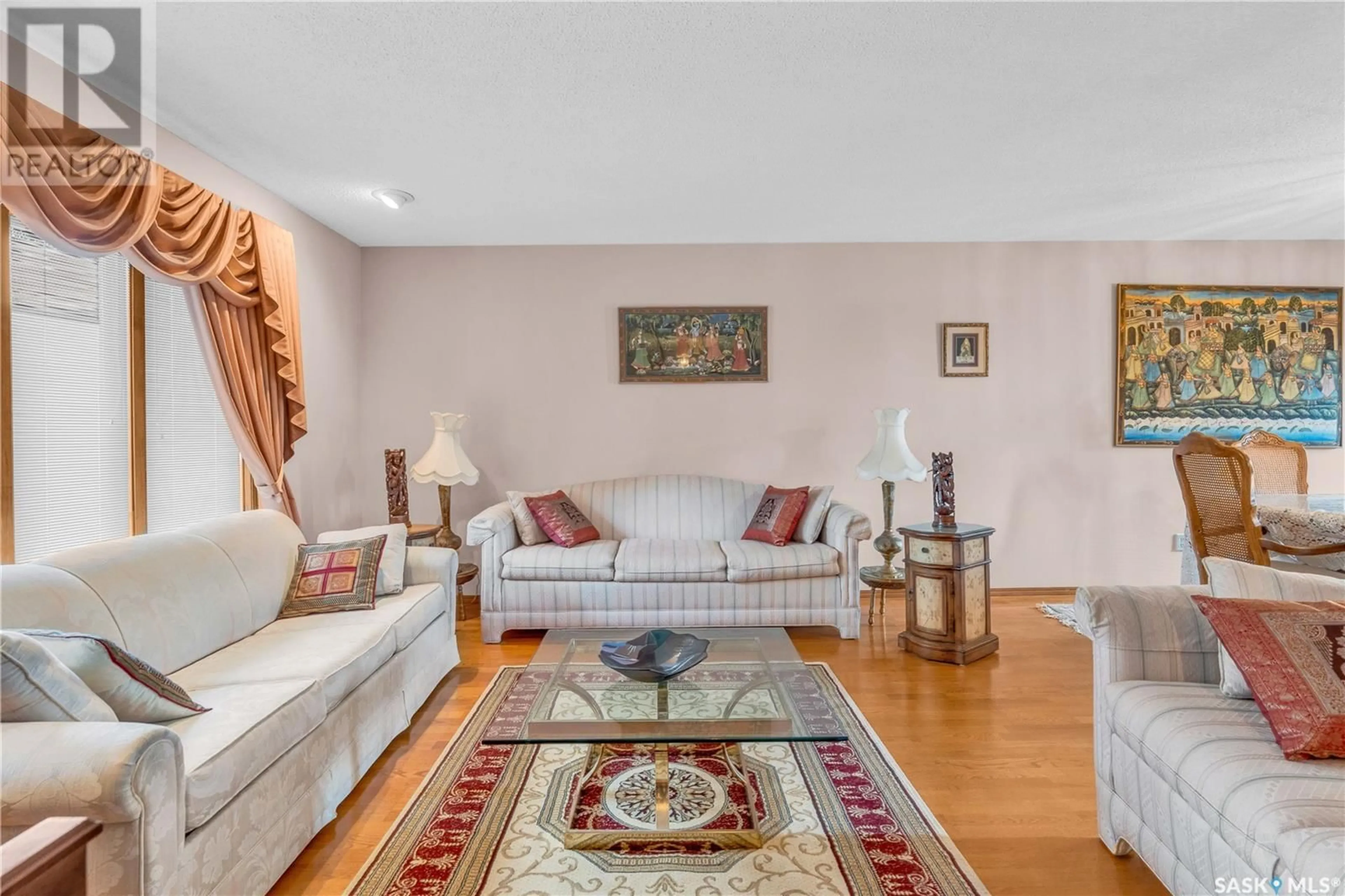 Living room with furniture, unknown for 3622 WETMORE CRESCENT, Regina Saskatchewan S4V2B3