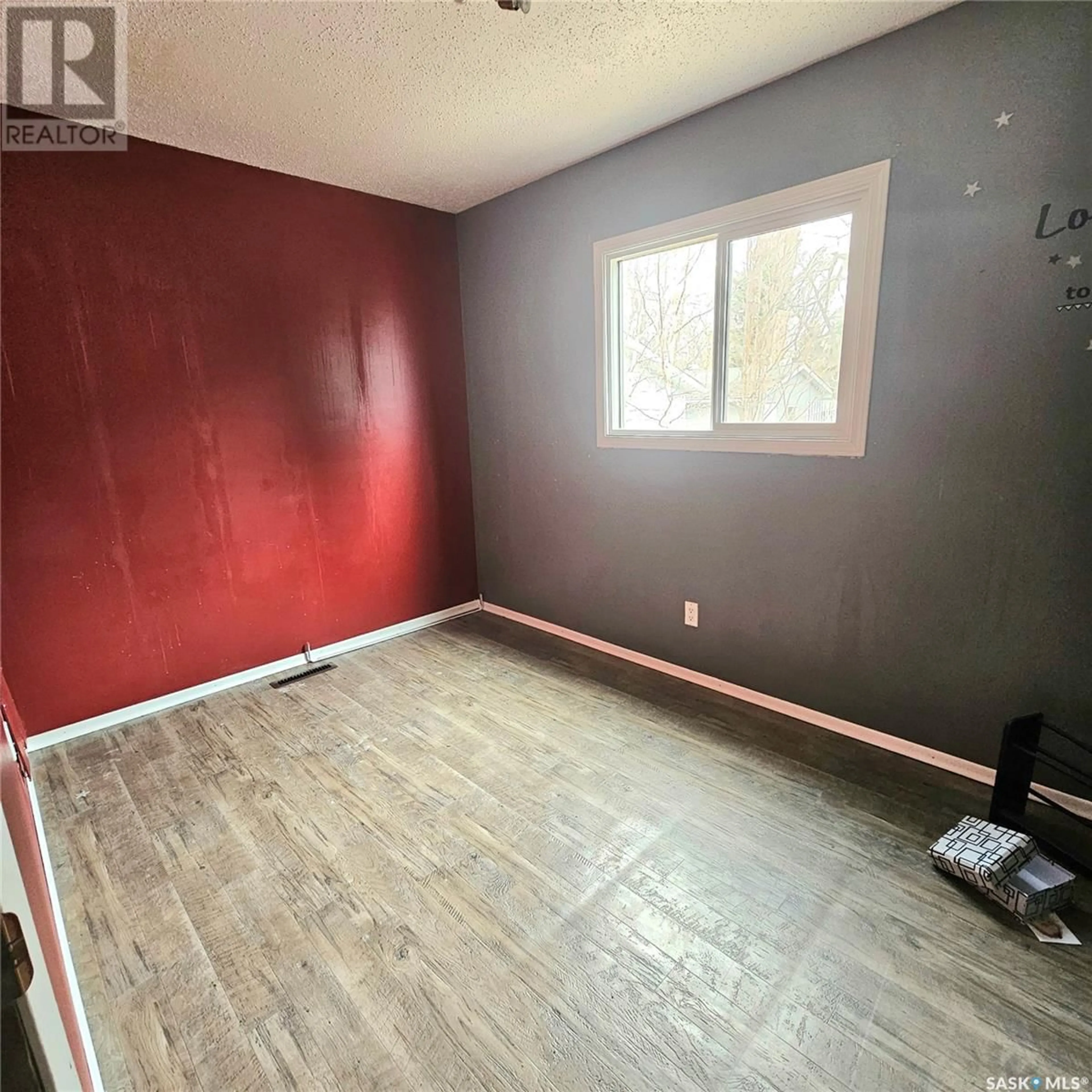 A pic of a room for 519 COCHIN AVENUE, Meadow Lake Saskatchewan S9X1B4