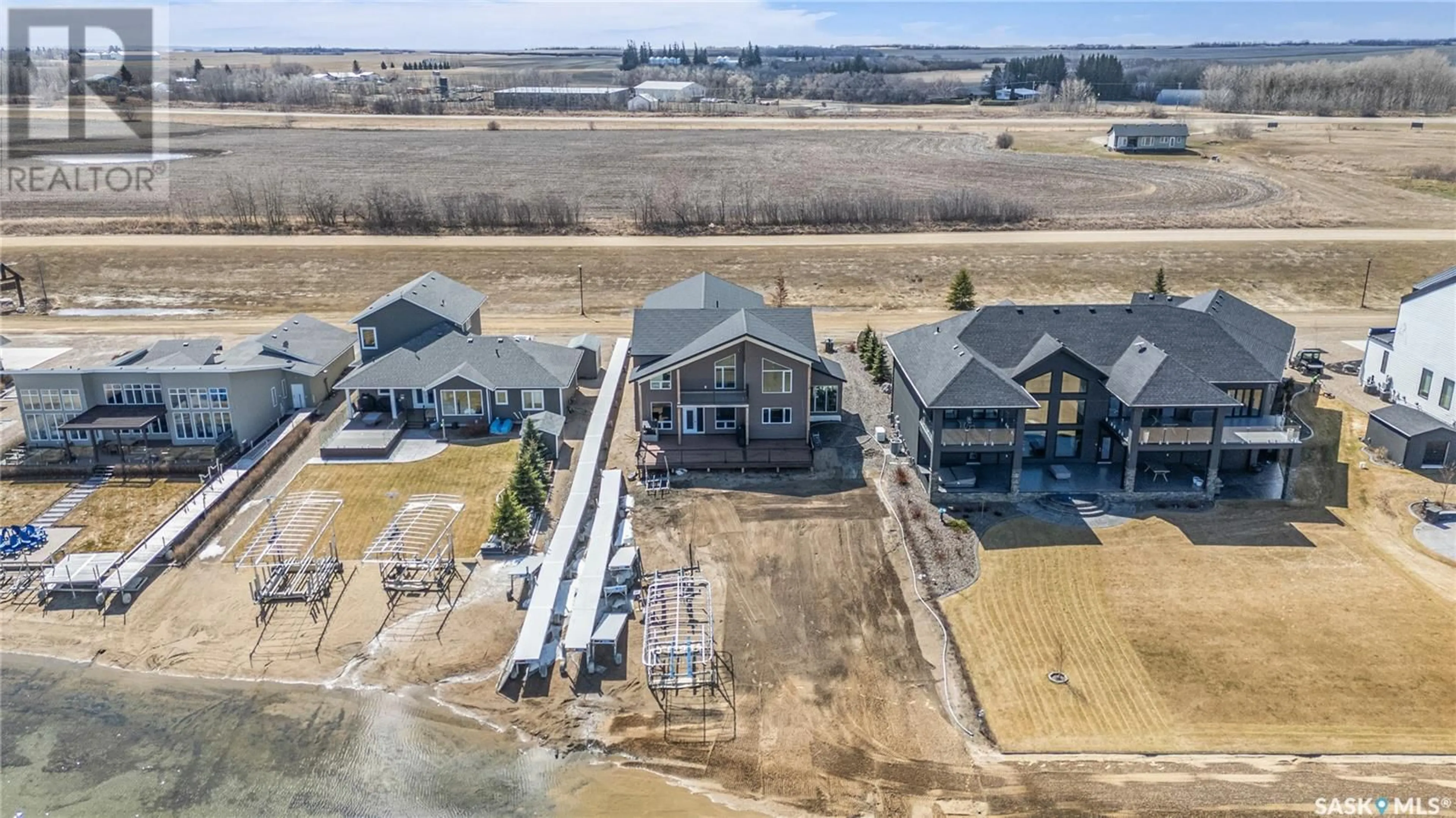 A pic from outside/outdoor area/front of a property/back of a property/a pic from drone, water/lake/river/ocean view for 640 LAKESHORE DRIVE, Meota Saskatchewan S0M1X0