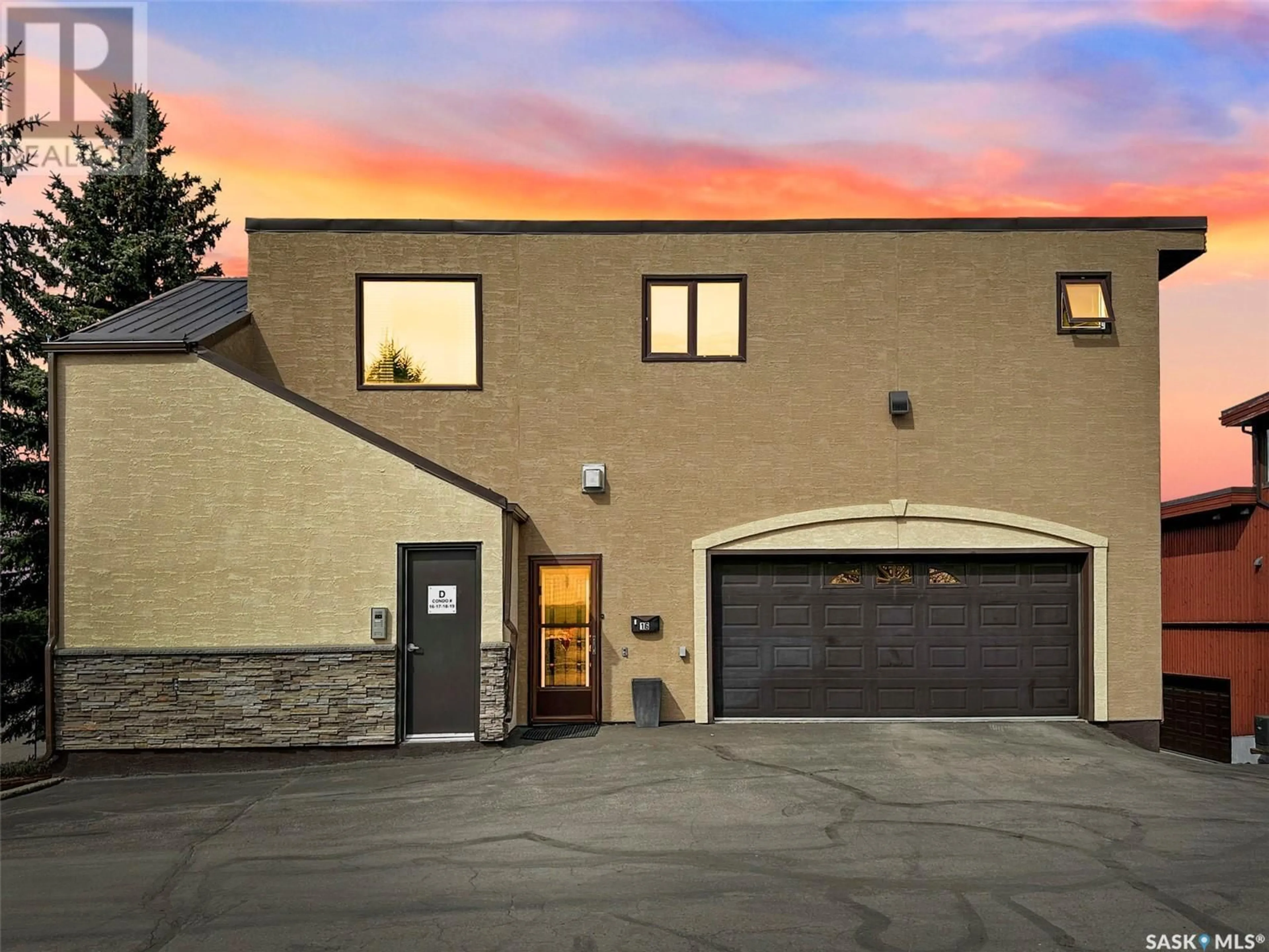 Indoor garage for 16 275 ALPINE CRESCENT, Swift Current Saskatchewan S9H4Y8