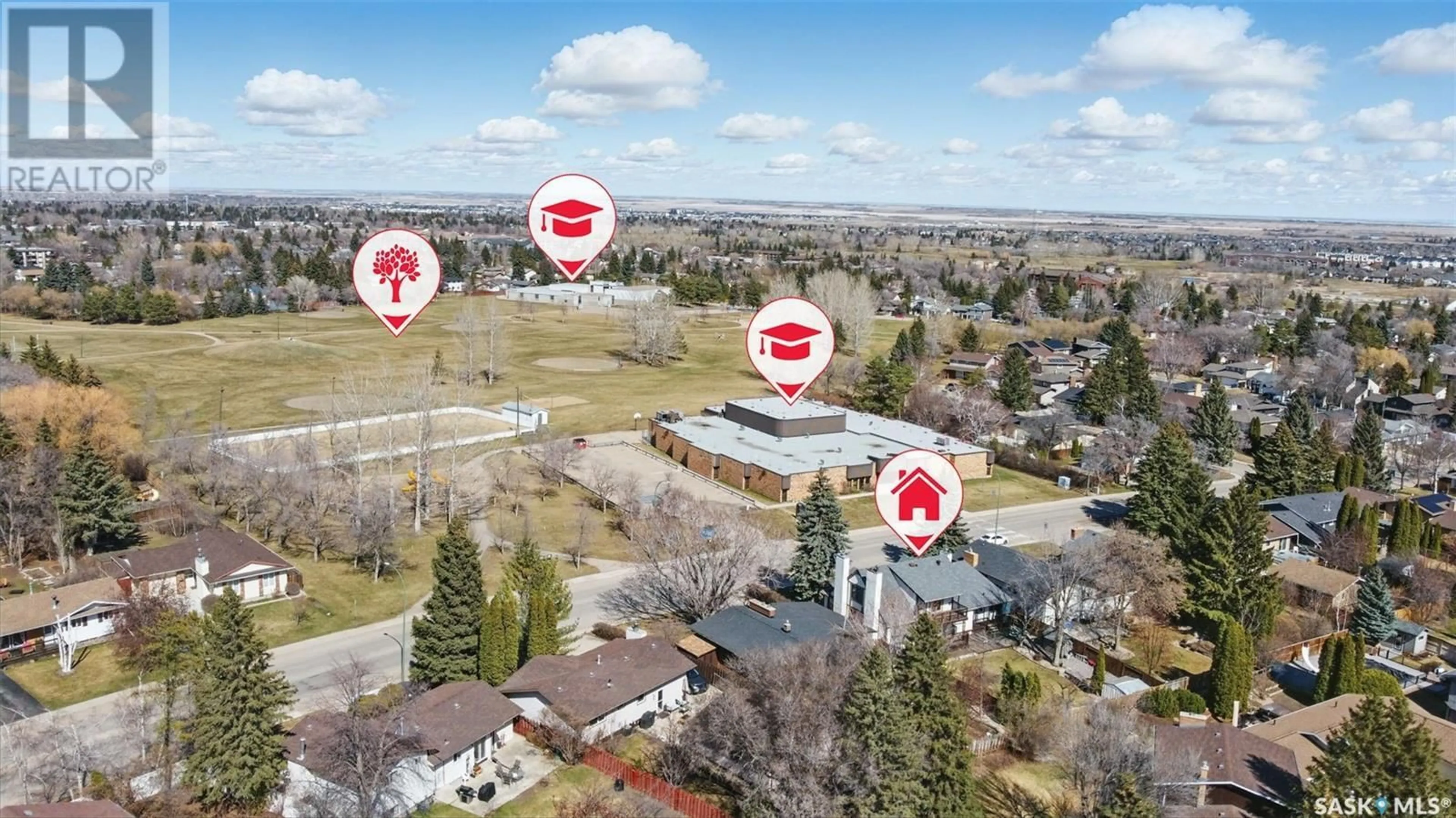 A pic from outside/outdoor area/front of a property/back of a property/a pic from drone, unknown for 222 AVONDALE ROAD, Saskatoon Saskatchewan S7H5C7