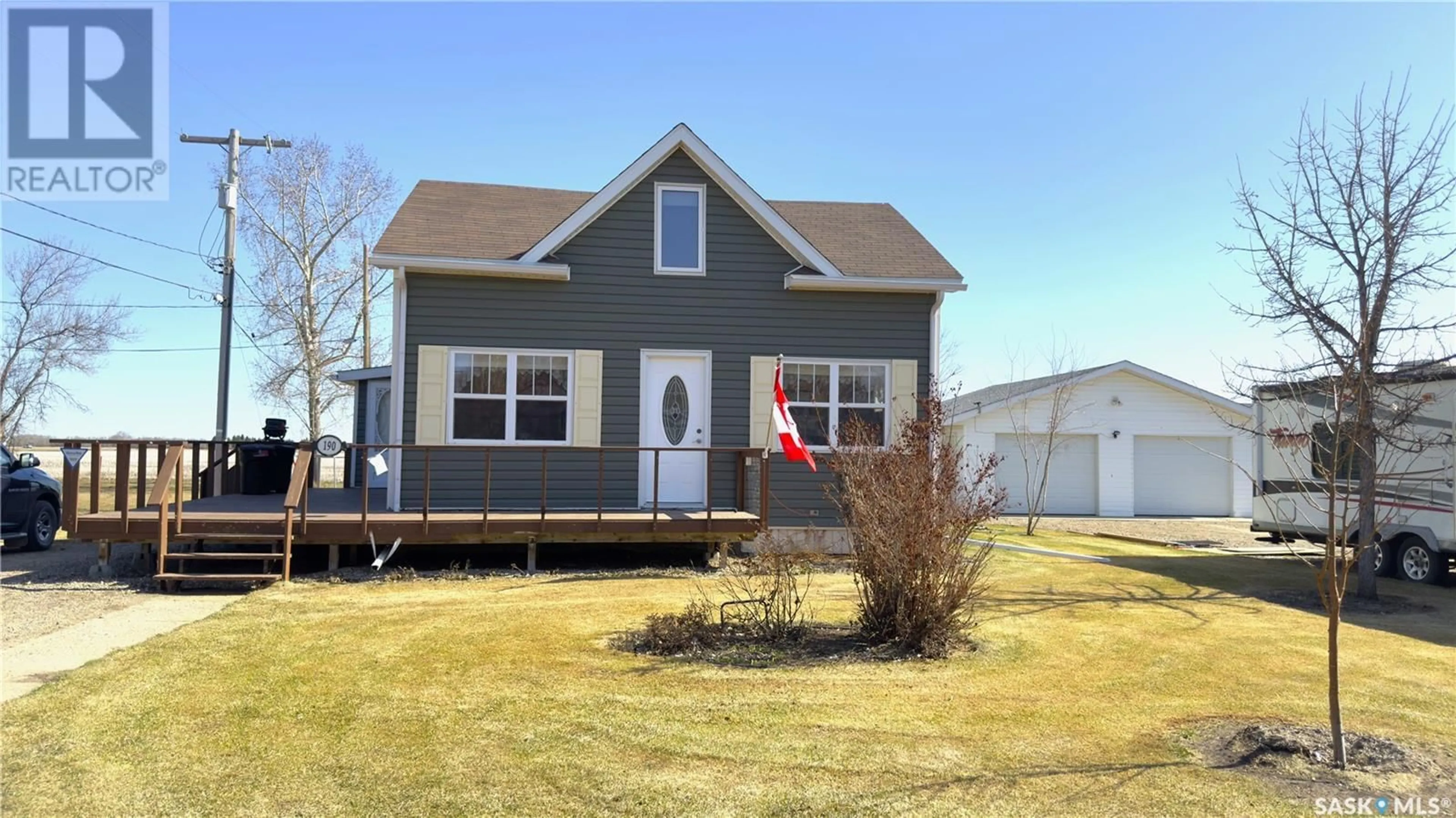 Home with vinyl exterior material, street for 190 2ND STREET, Meota Saskatchewan S0M1X0