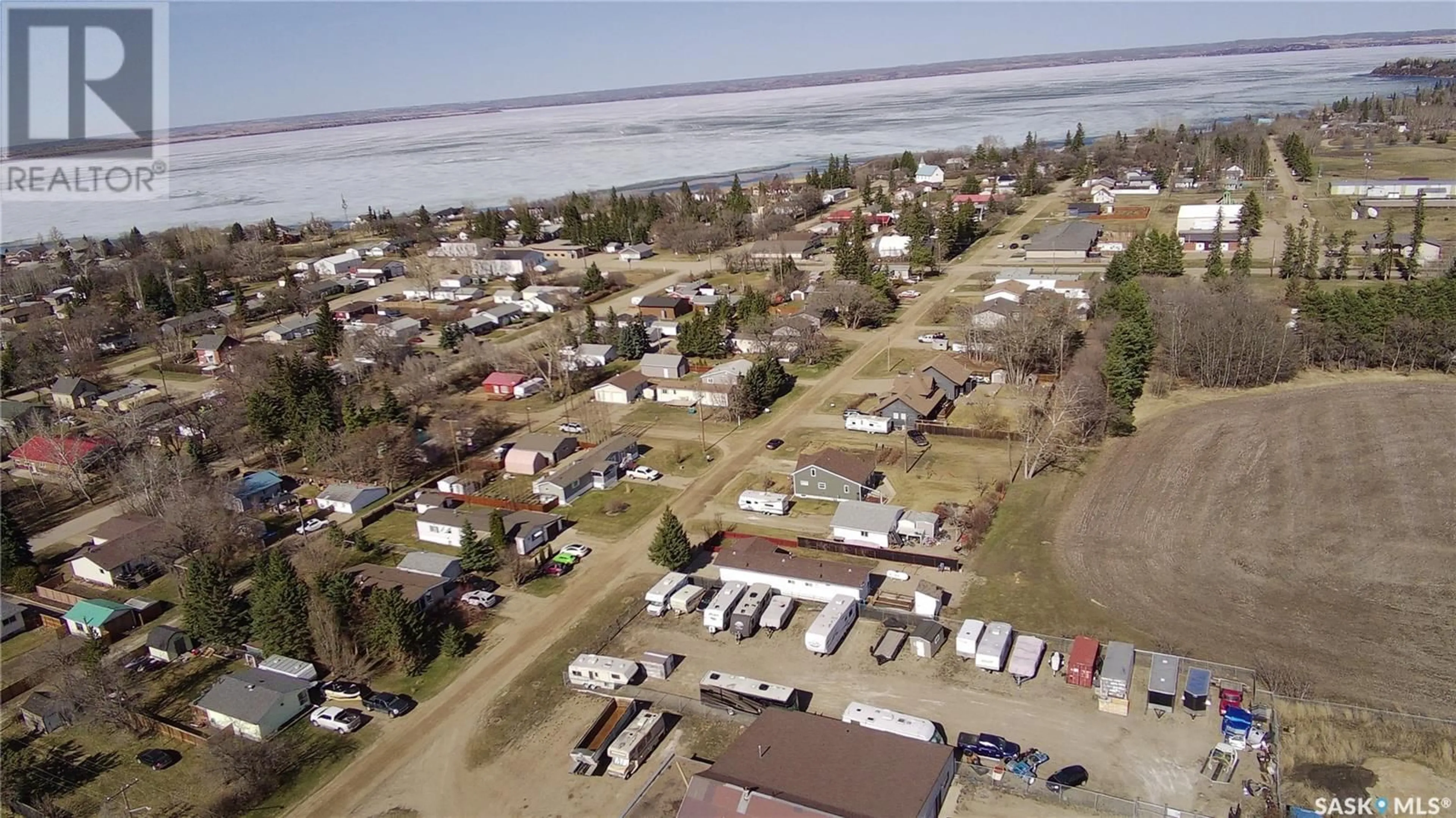 A pic from outside/outdoor area/front of a property/back of a property/a pic from drone, street for 190 2ND STREET, Meota Saskatchewan S0M1X0