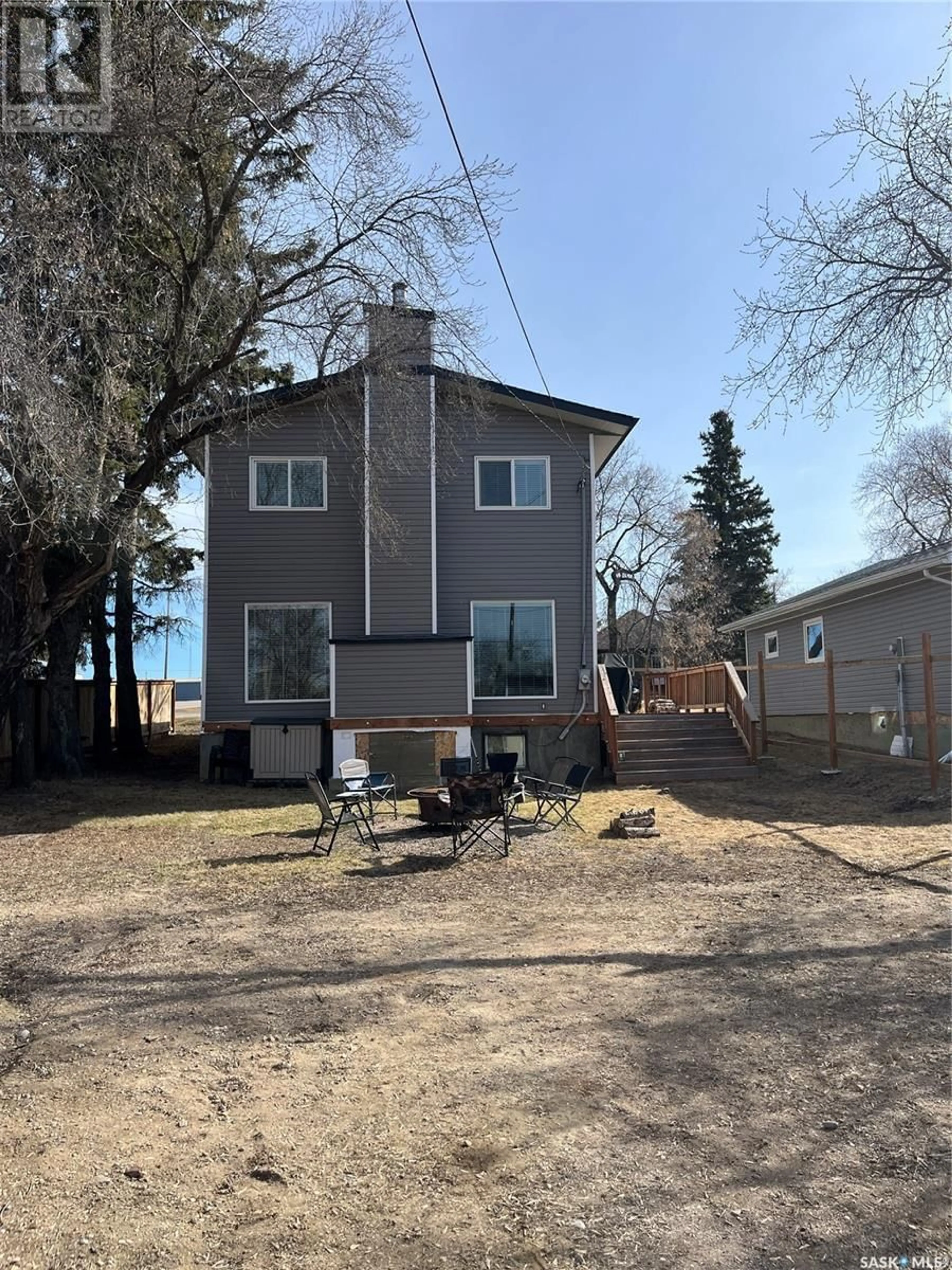 A pic from outside/outdoor area/front of a property/back of a property/a pic from drone, unknown for 116 2ND AVENUE, Big River Saskatchewan S0J0E0