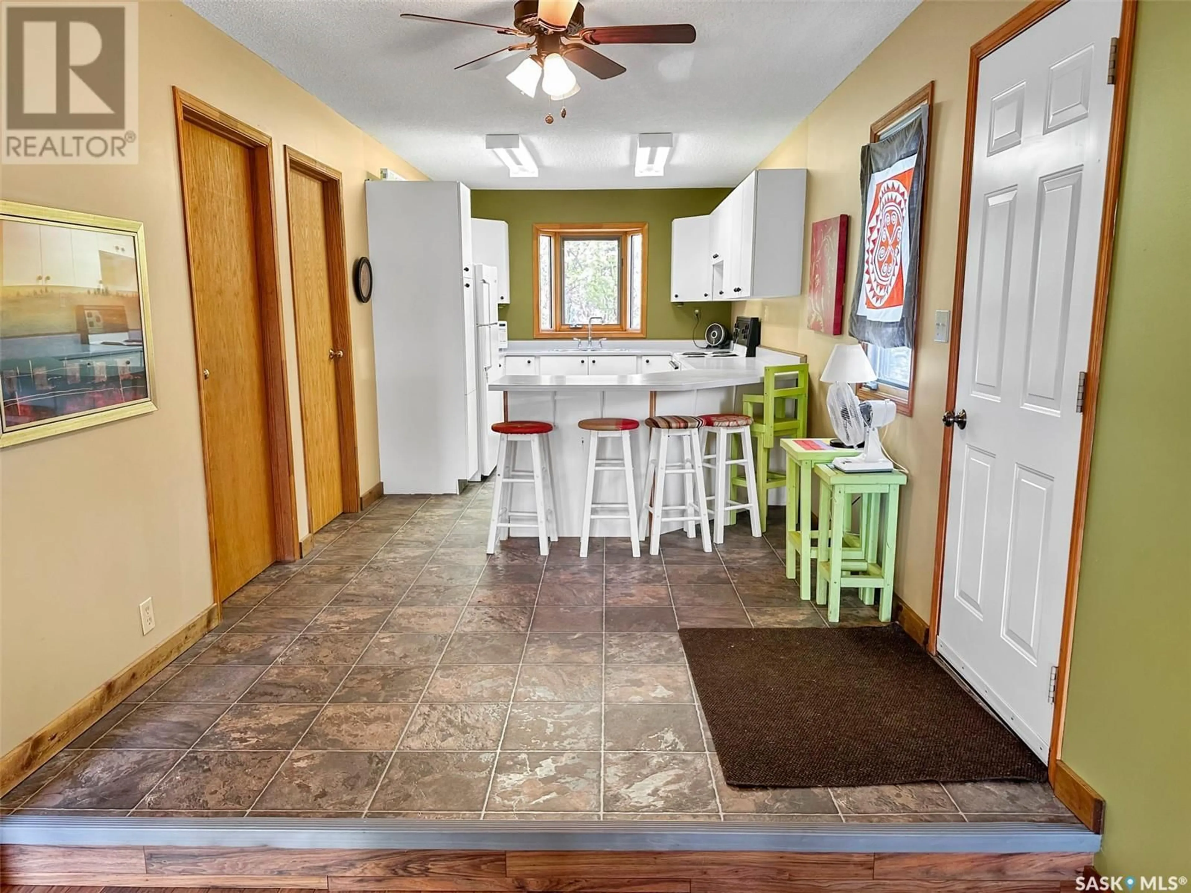 Indoor entryway for 205 WALL RIDGE TRAIL, Lac Pelletier Saskatchewan S0N2Y0