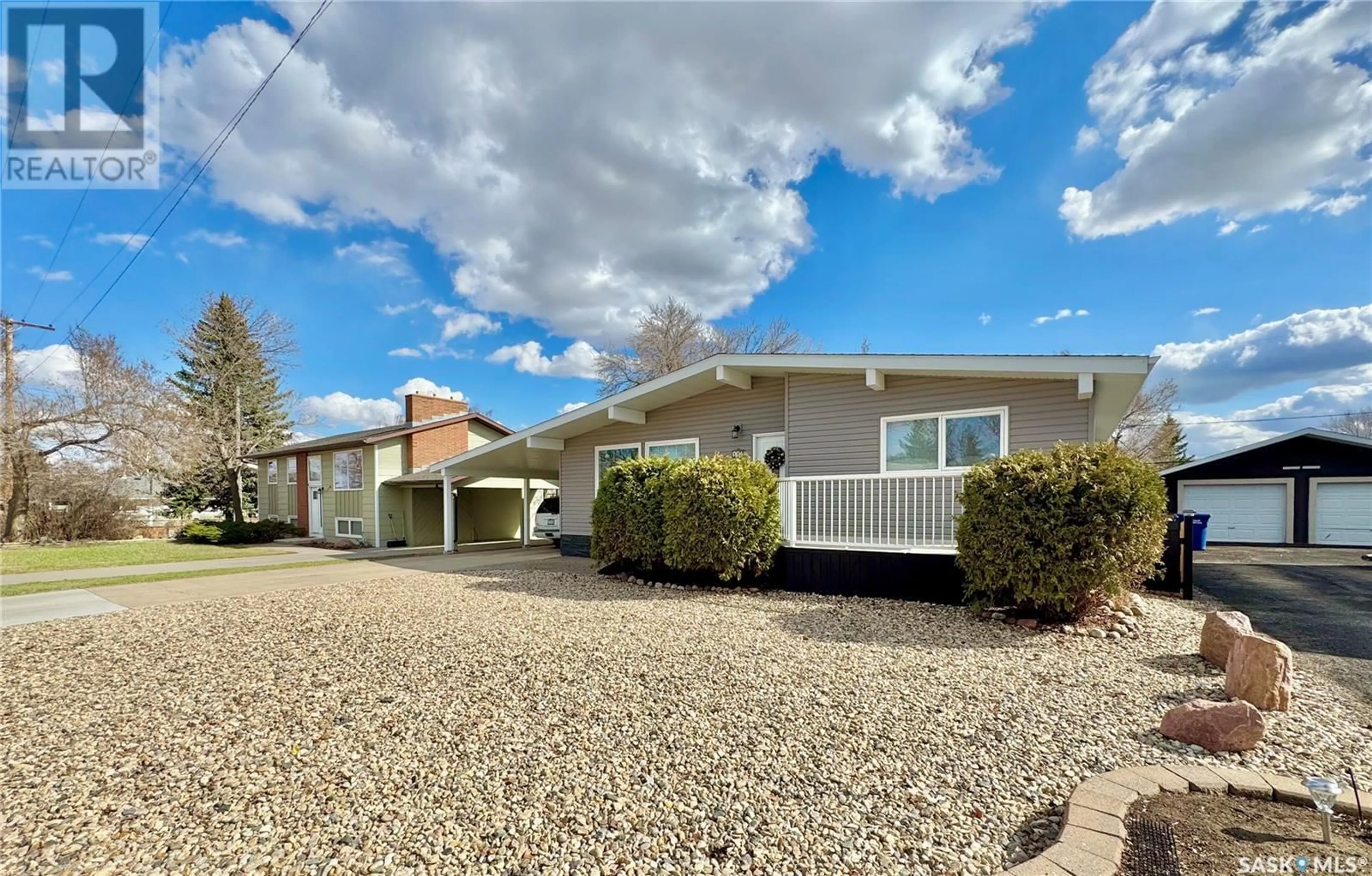 Unknown for 112 ASSINIBOIA AVENUE, Assiniboia Saskatchewan S0H0B0
