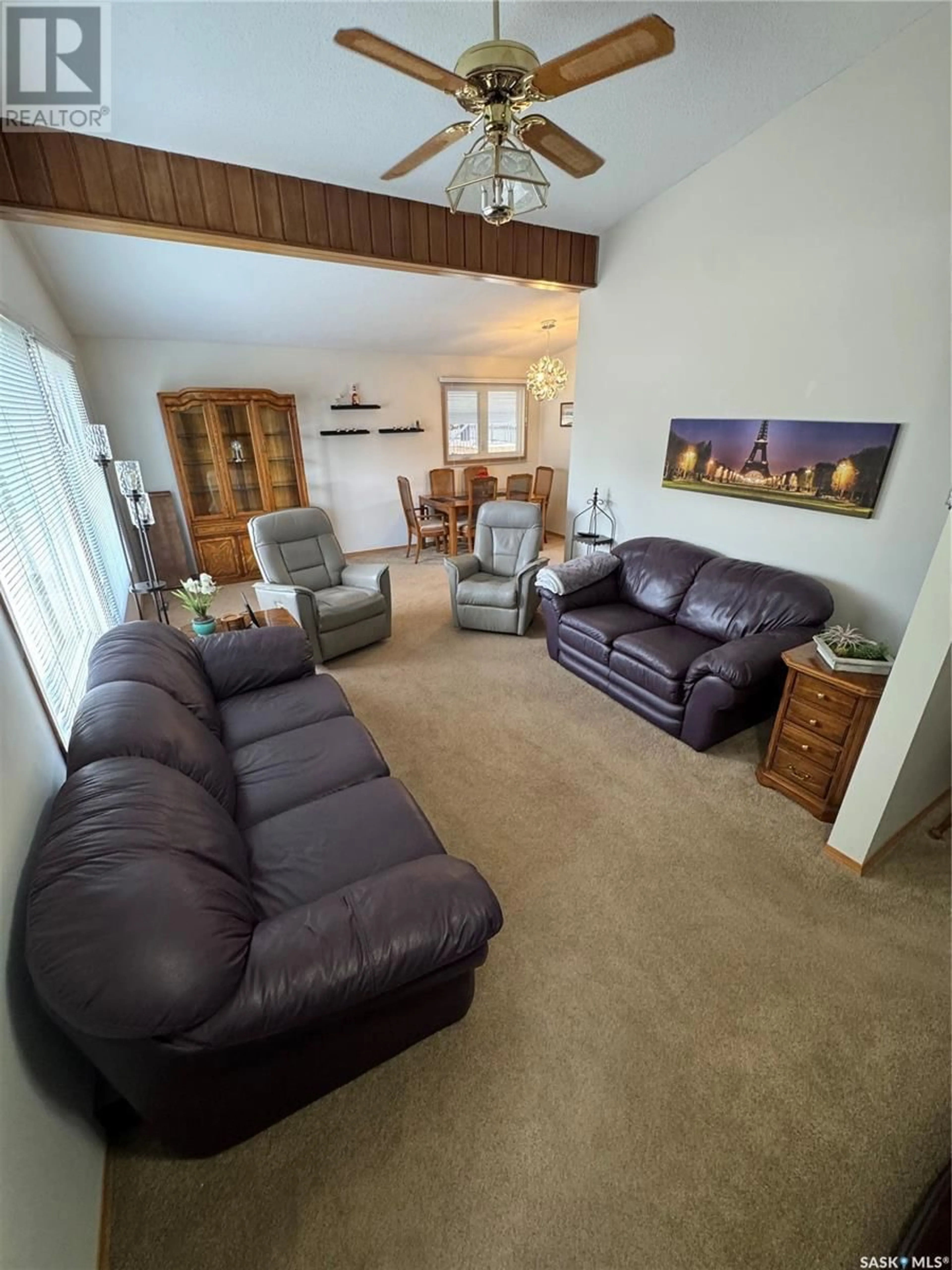 Living room with furniture, unknown for 112 ASSINIBOIA AVENUE, Assiniboia Saskatchewan S0H0B0