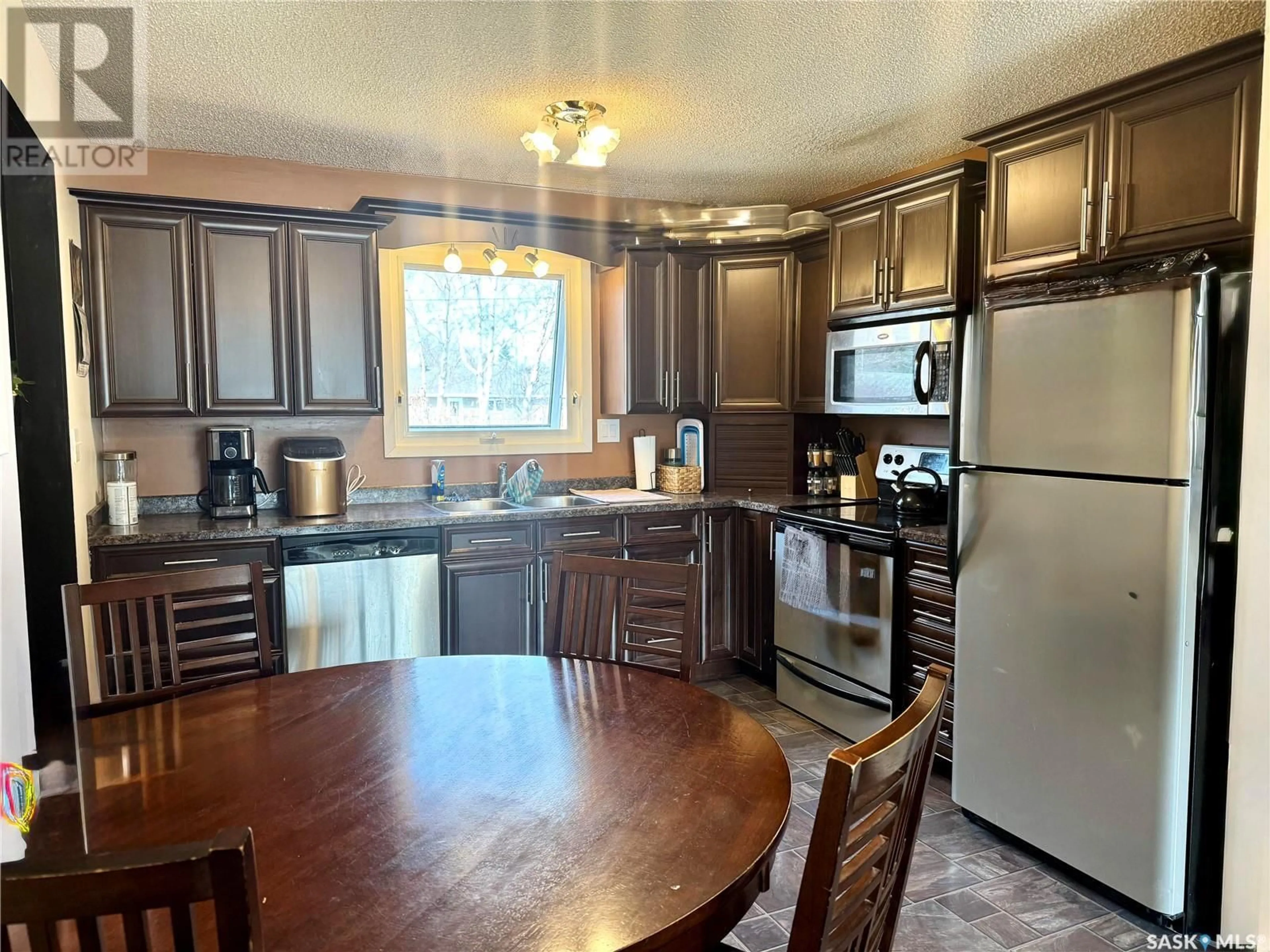 Open concept kitchen, unknown for 320 1ST AVENUE, Englefeld Saskatchewan S0K1N0