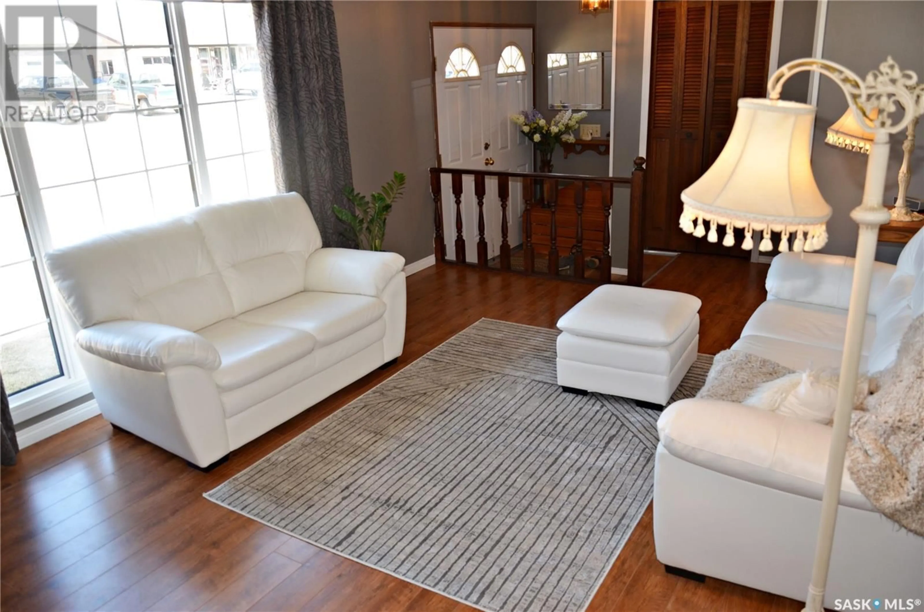 Living room with furniture, unknown for 720 PORTAGE AVENUE, Wadena Saskatchewan S0A0C1