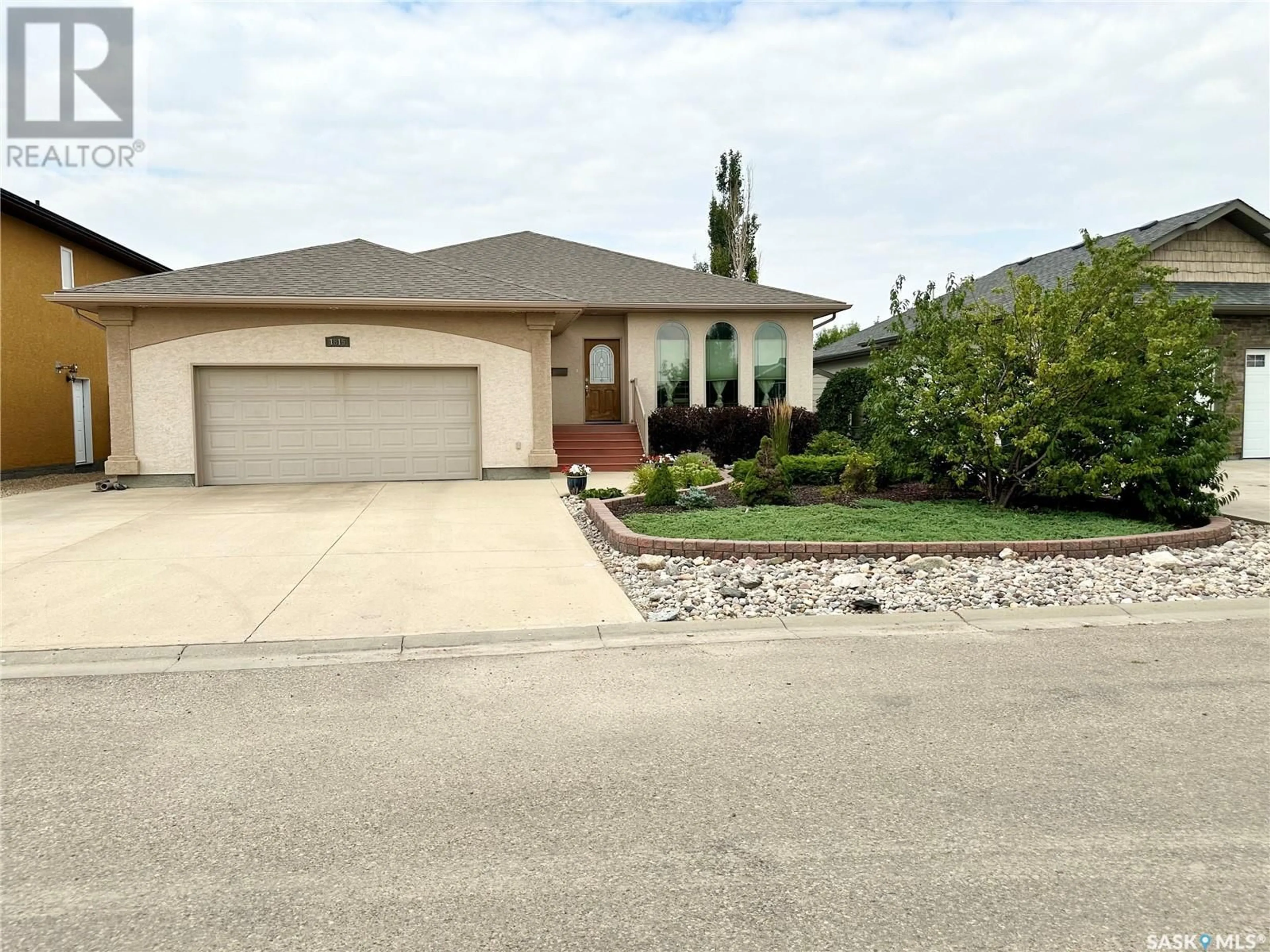 Unknown for 1815 GORDON MILES PLACE, Weyburn Saskatchewan S4H0B9