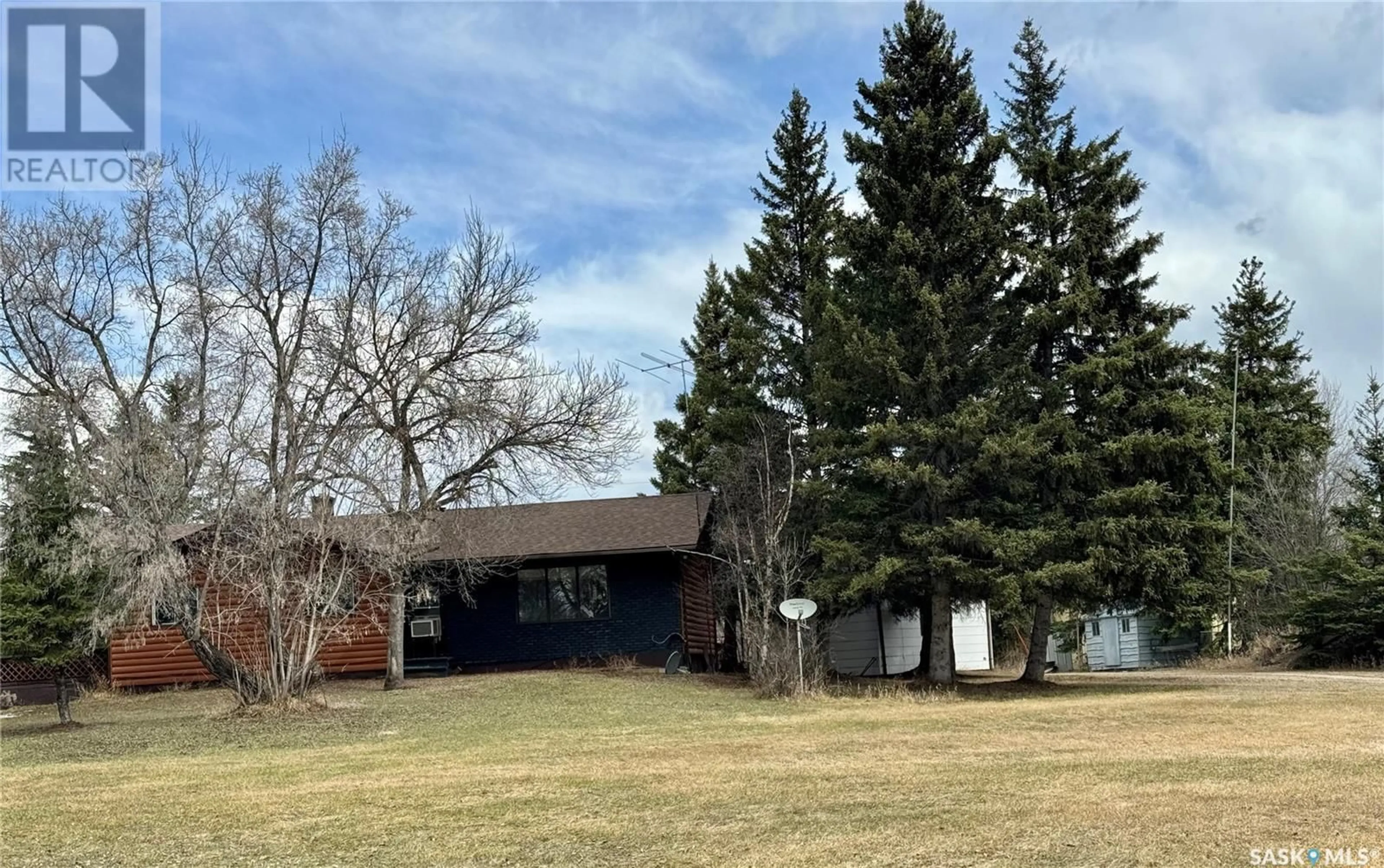 A pic from outside/outdoor area/front of a property/back of a property/a pic from drone, unknown for ACRES NORTH, Hudson Bay Rm No. 394 Saskatchewan S0E0Y0