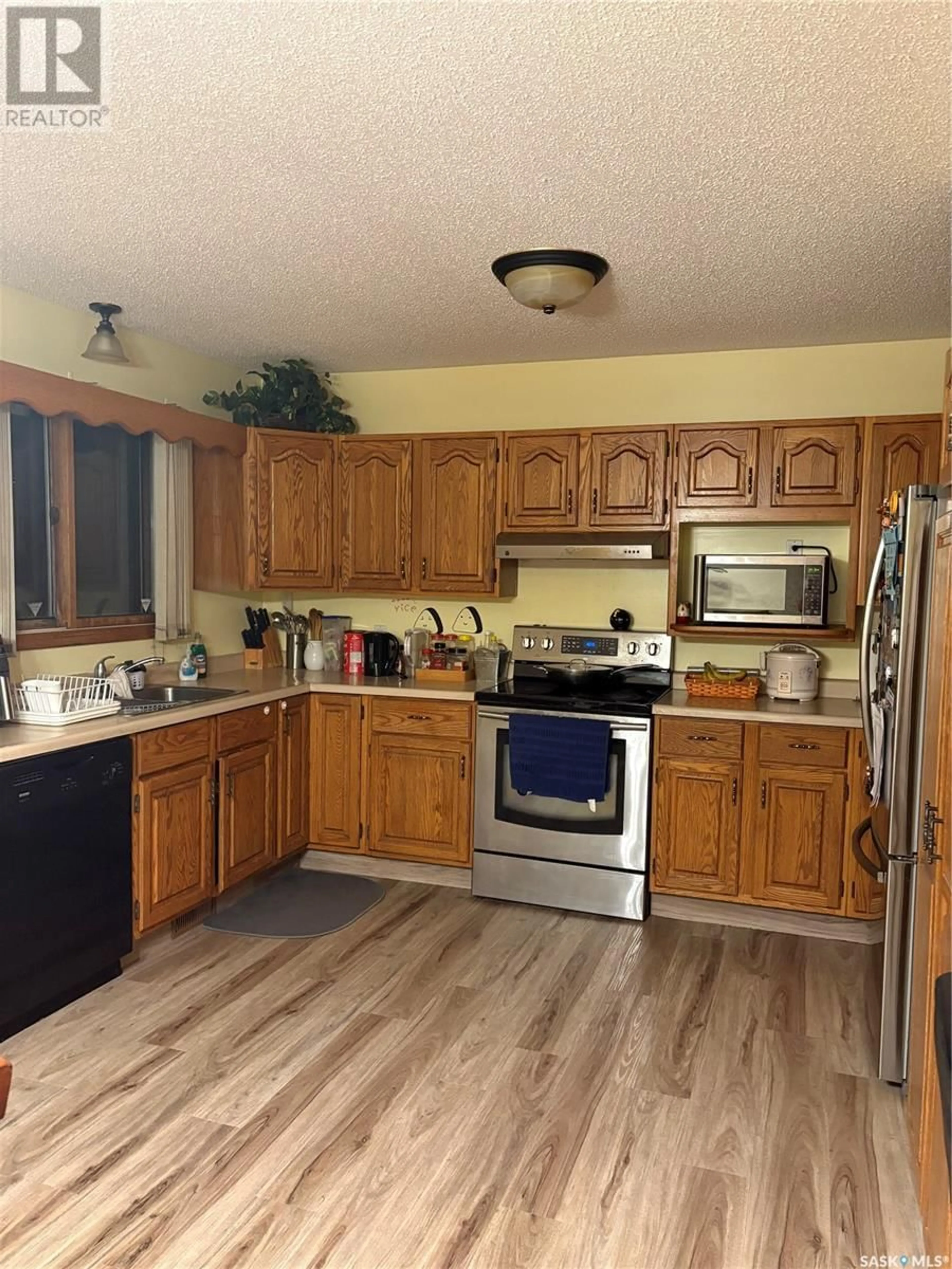 Unknown for 1673 OLIVE DIEFENBAKER DRIVE, Prince Albert Saskatchewan S6V7V9
