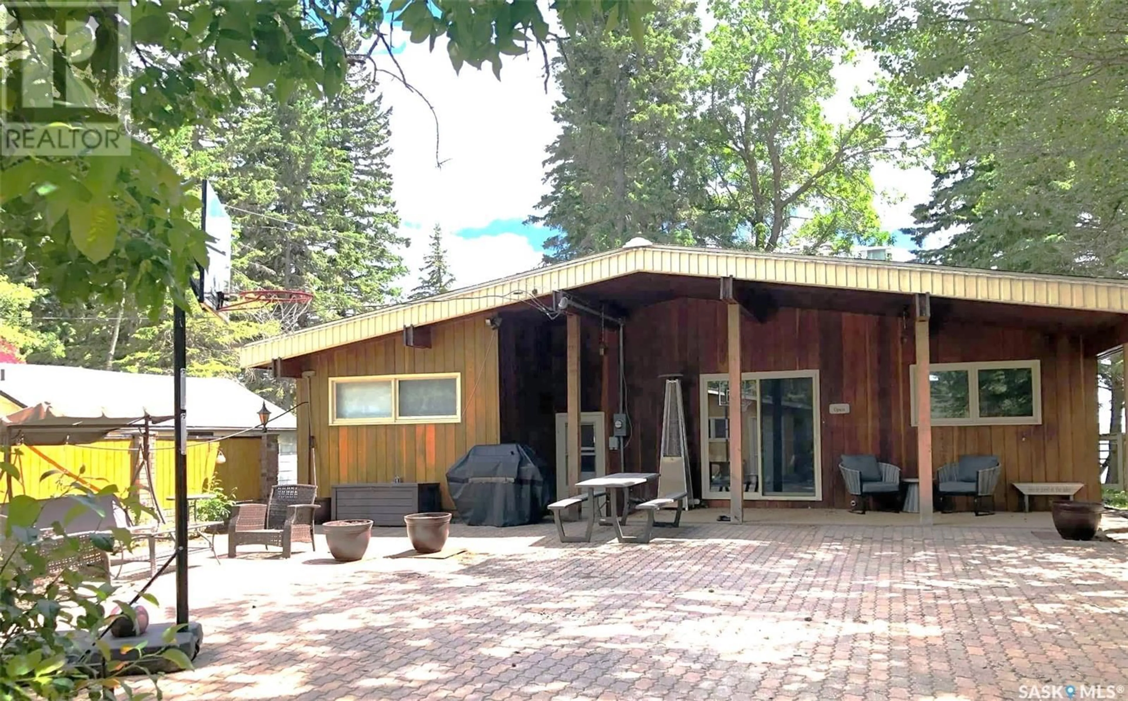 Patio, unknown for 36 POPLAR STREET, Moose Mountain Provincial Park Saskatchewan S0C2S0