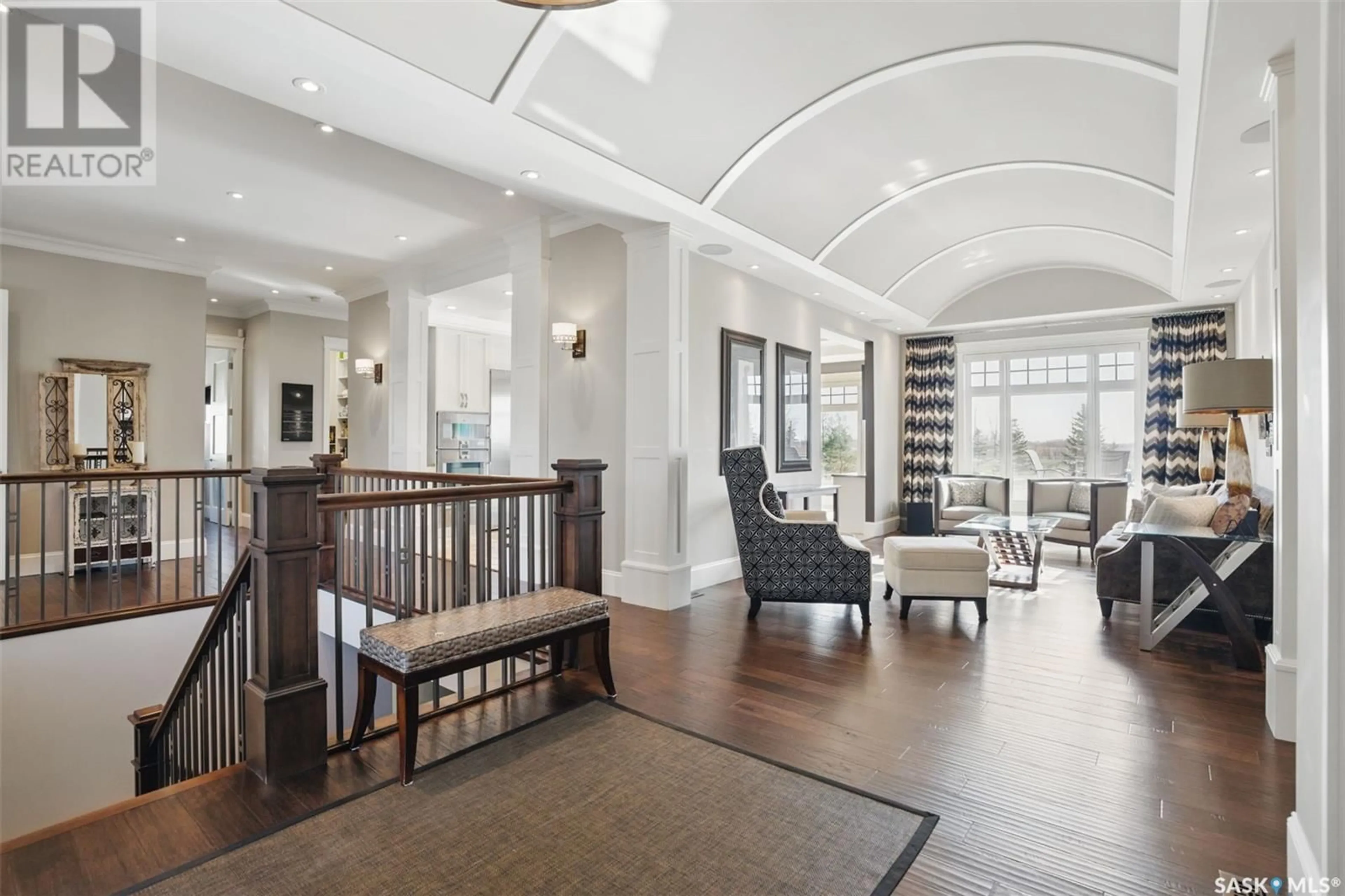 Indoor entryway for 602 - 56 CARTWRIGHT STREET, Saskatoon Saskatchewan S7T0G4
