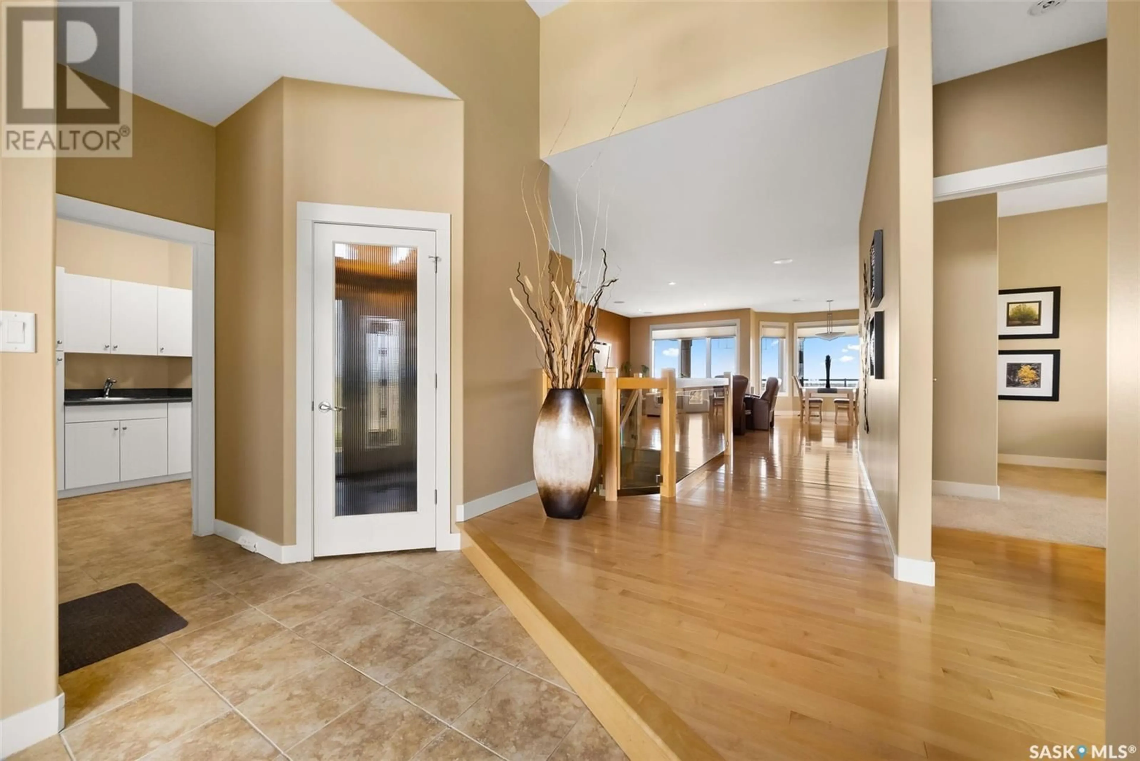 Indoor foyer for 406 WESTVIEW DRIVE, Balgonie Saskatchewan S0G0E0