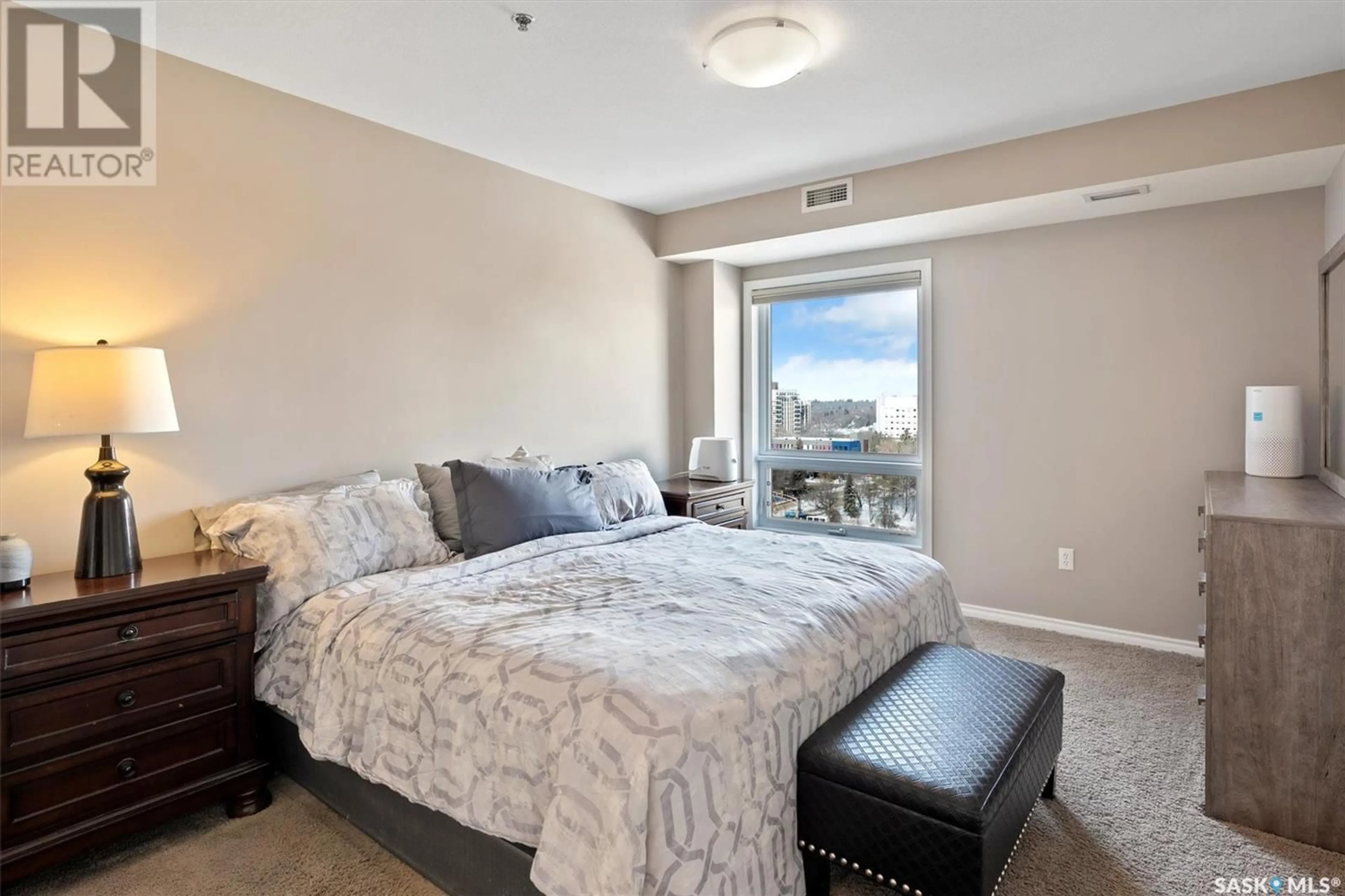 Bedroom with bed, carpet floor for 902 - 1105 SPADINA CRESCENT, Saskatoon Saskatchewan S7K0G8