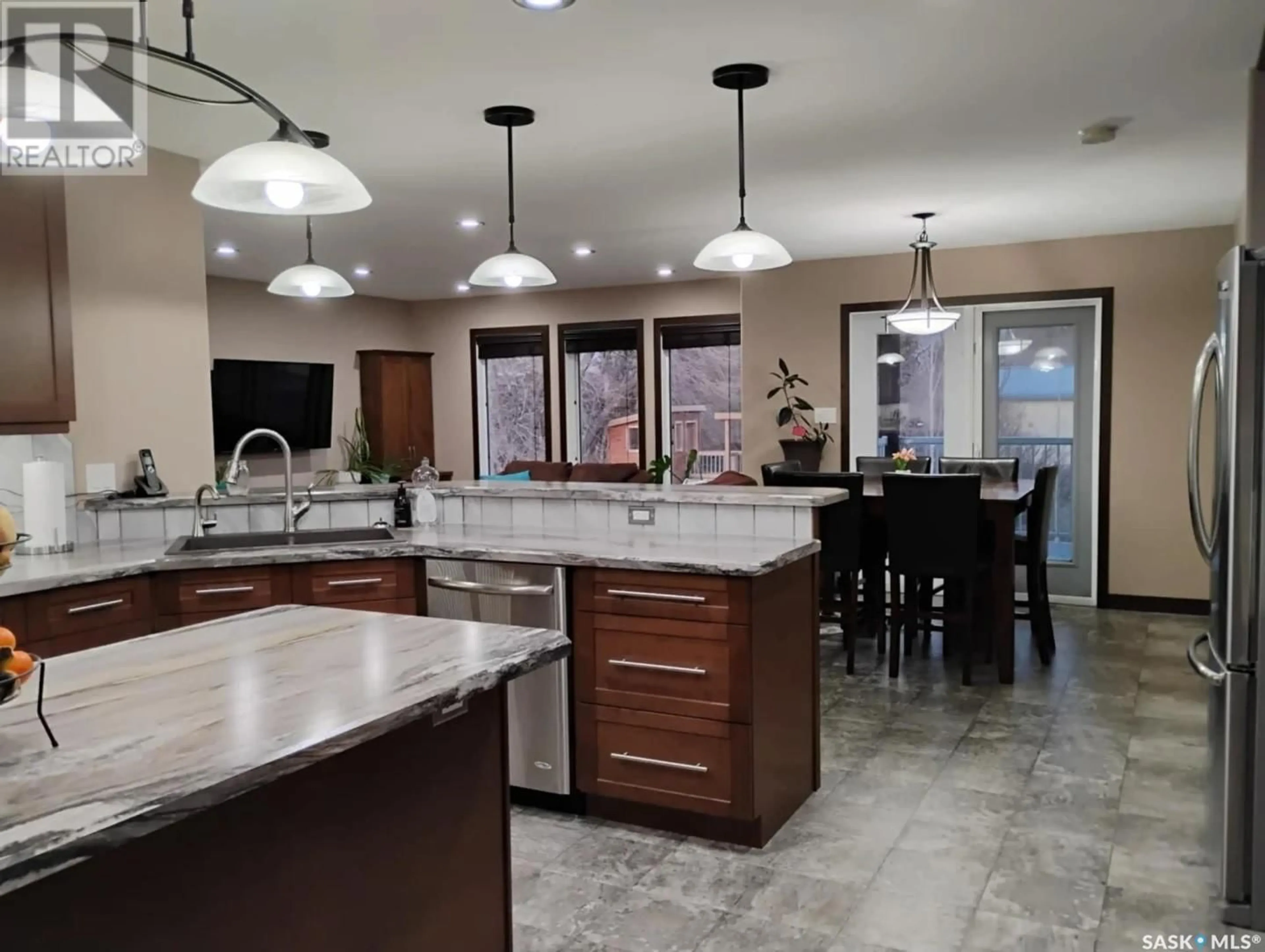 Open concept kitchen, ceramic/tile floor for 309 DOUGLAS AVENUE, Orkney Rm No. 244 Saskatchewan S3N4K1