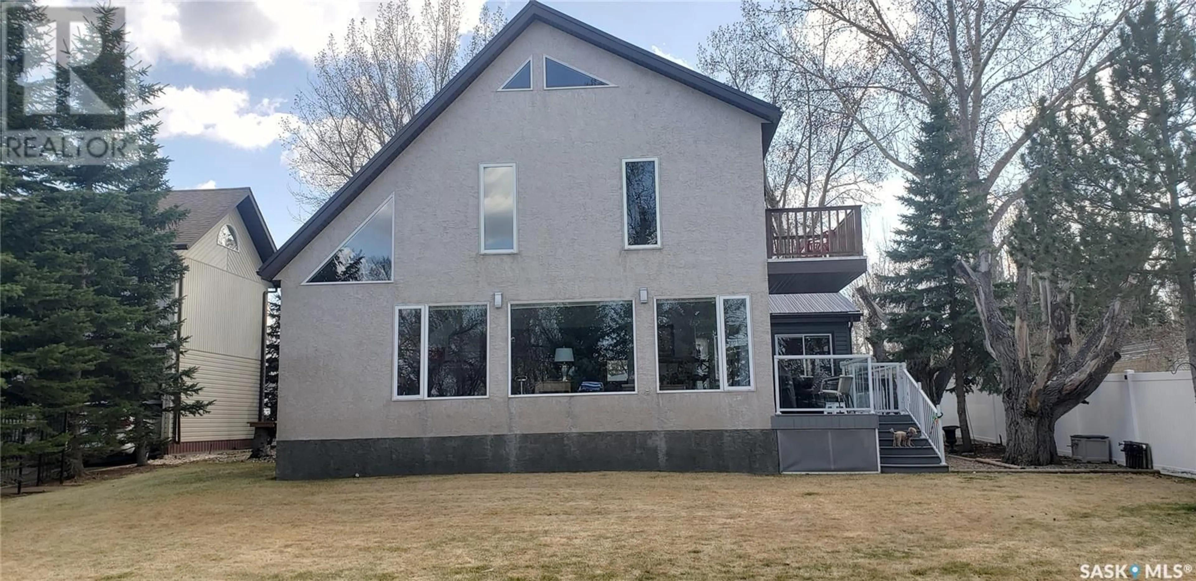 Home with vinyl exterior material, building for 45 MALLARD STREET, Thomson Lake Saskatchewan S0H2K0