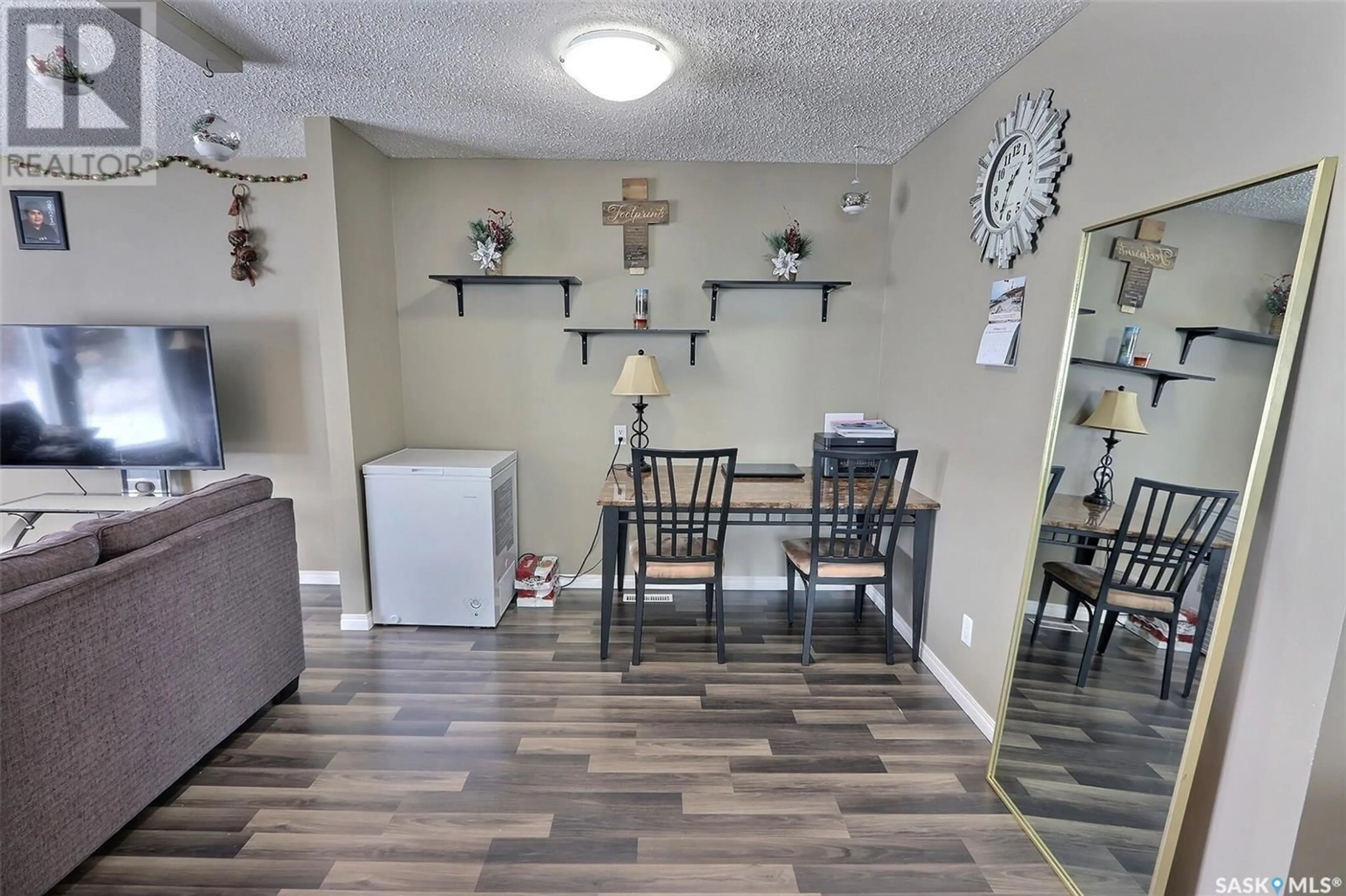 A pic of a room for 835 7TH STREET, Prince Albert Saskatchewan S6V6T3