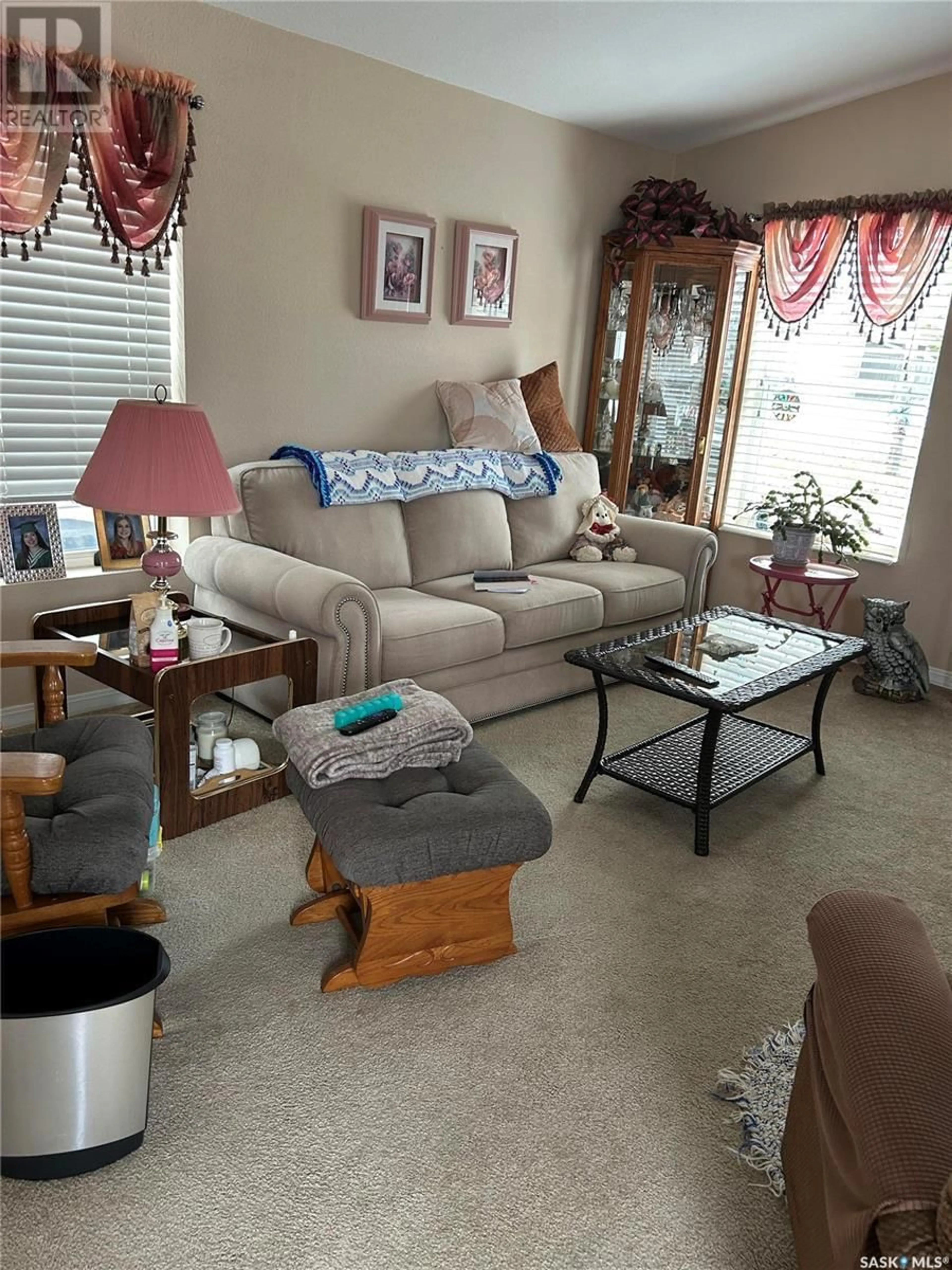Living room with furniture, unknown for G9 - 1455 9TH AVENUE, Moose Jaw Saskatchewan S6J1C6