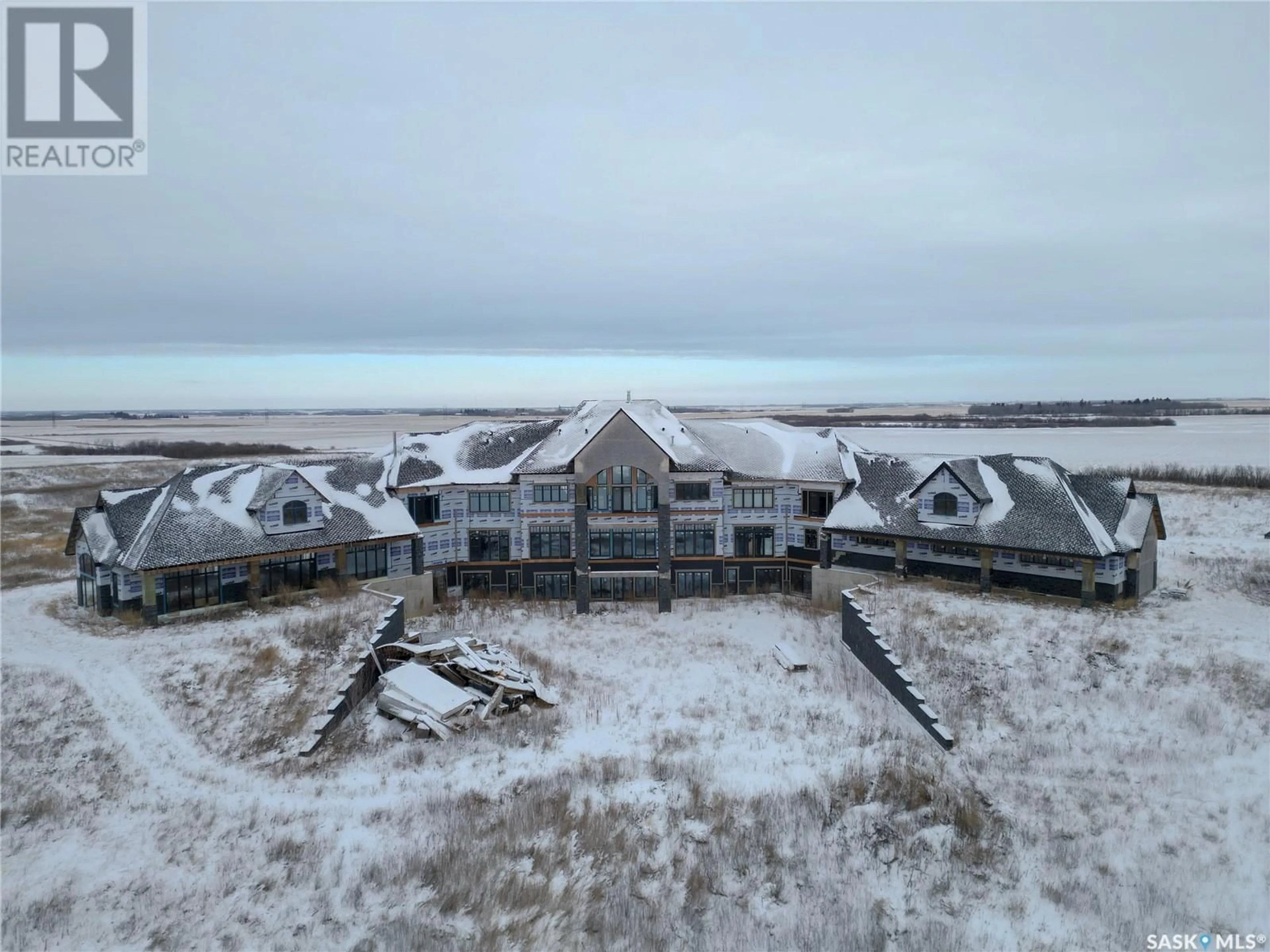 A pic from outside/outdoor area/front of a property/back of a property/a pic from drone, building for WELDON MANSION, Invergordon Rm No. 430 Saskatchewan S0K1A0