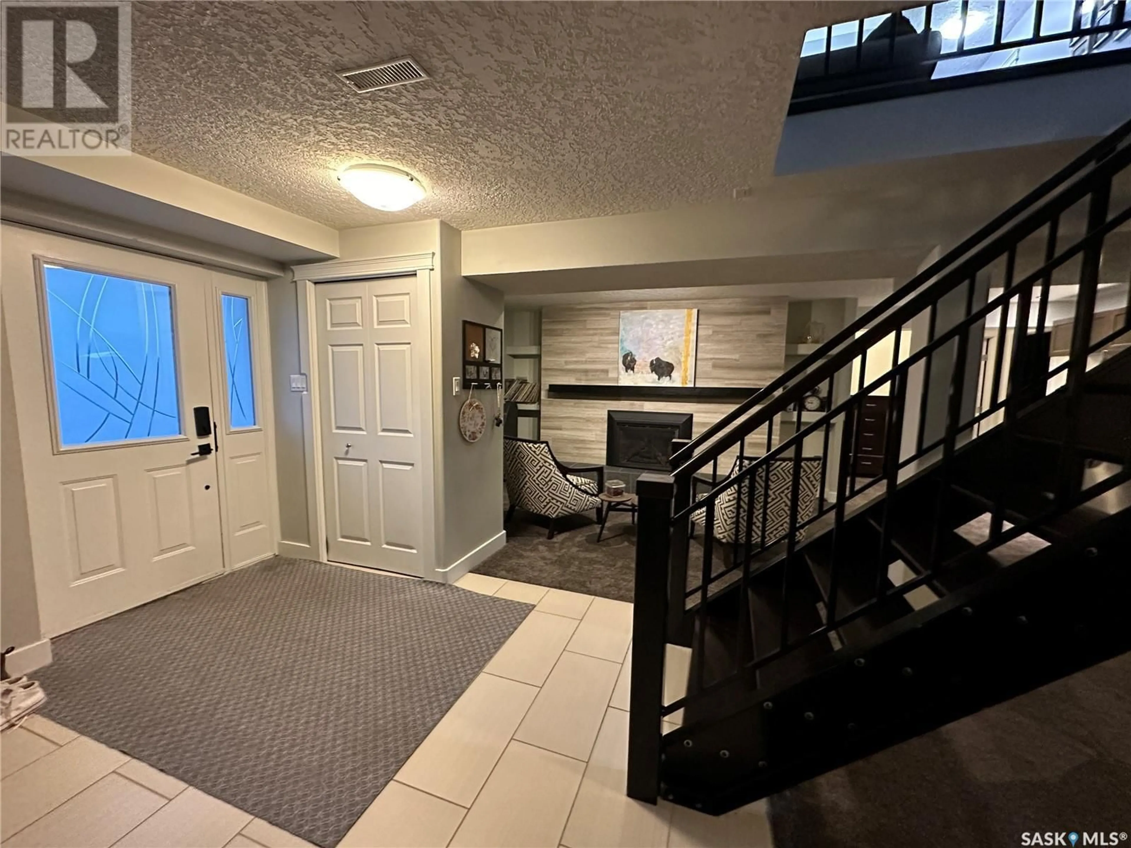 Indoor entryway for 61 RIVERBEND CRESCENT, Battleford Saskatchewan S0M0E0