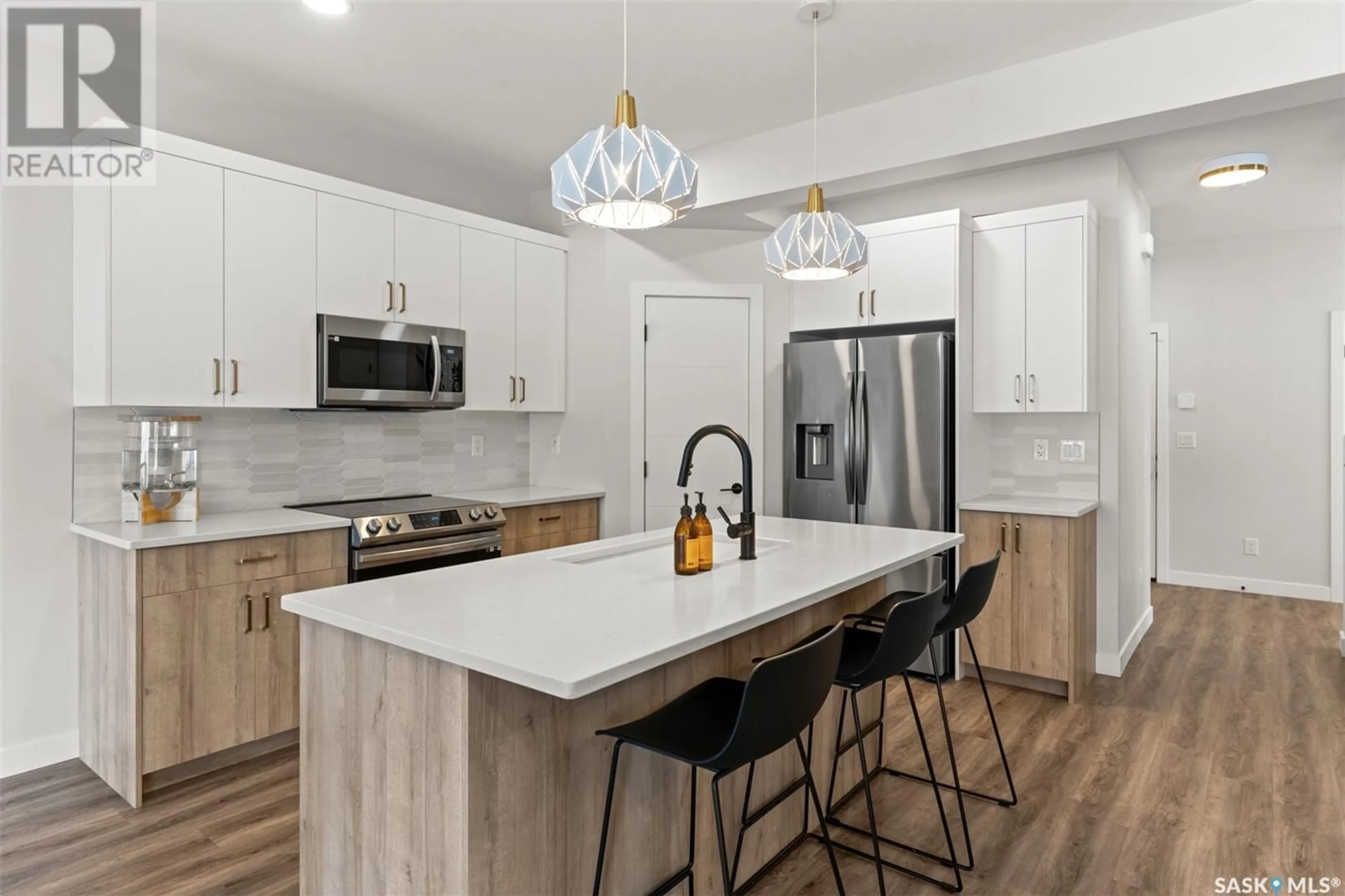 Open concept kitchen, unknown for 403 DUBOIS TERRACE, Saskatoon Saskatchewan S0K2T0