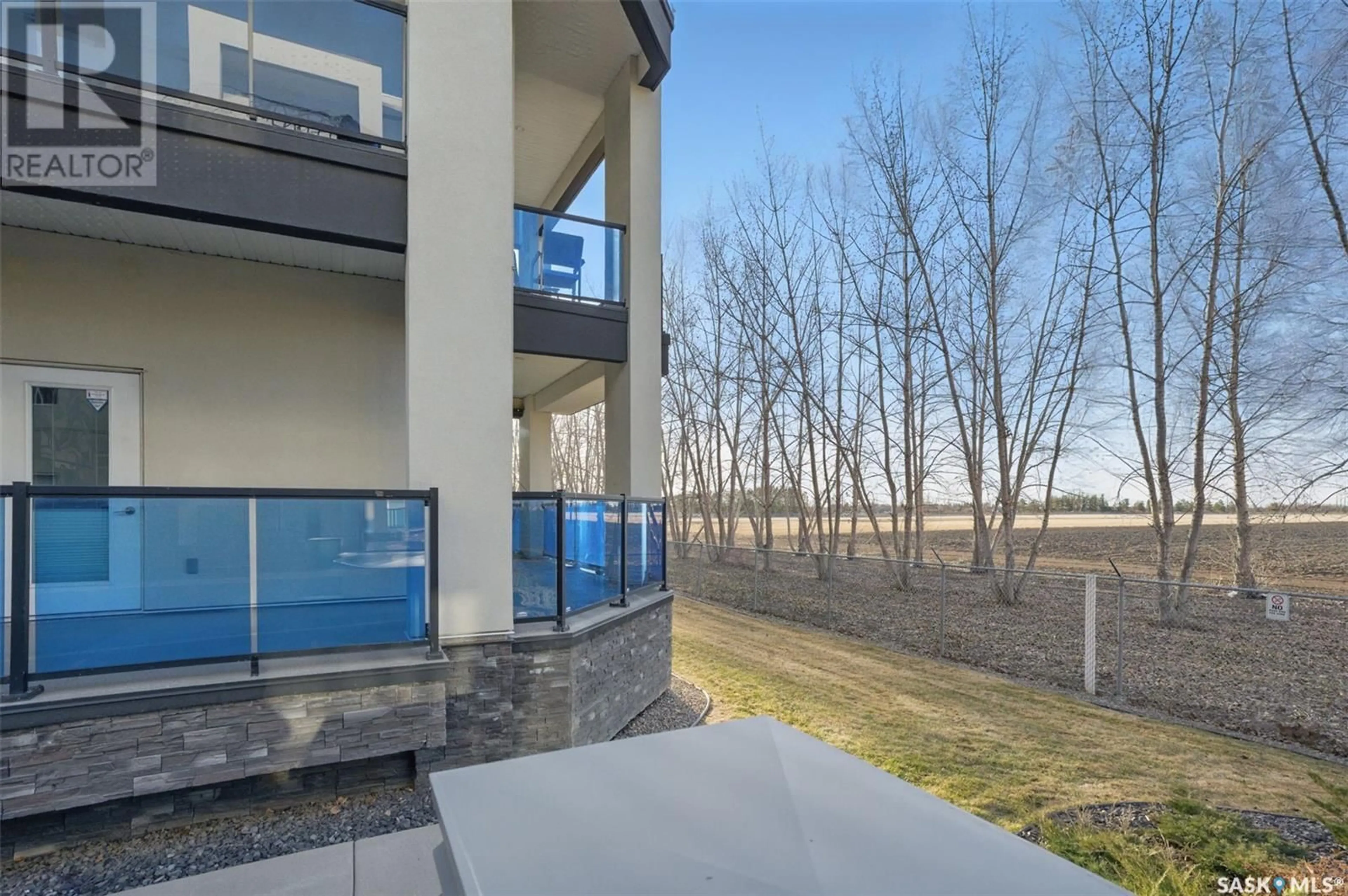 Patio, water/lake/river/ocean view for 419 - 113 NELSON ROAD, Saskatoon Saskatchewan S7S1P2