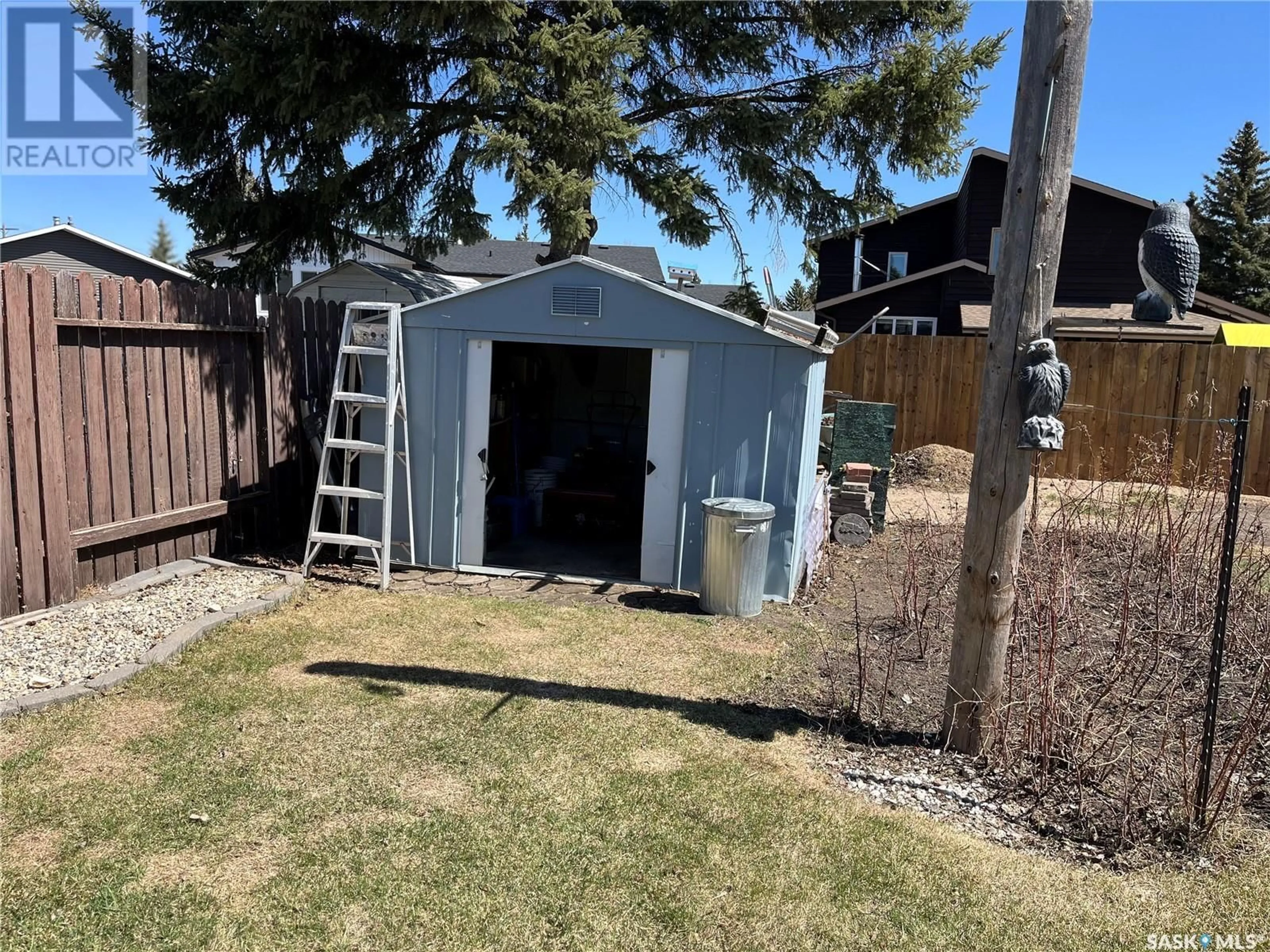 Shed for 1206 CENTENNIAL PLACE, Humboldt Saskatchewan S0K2A0