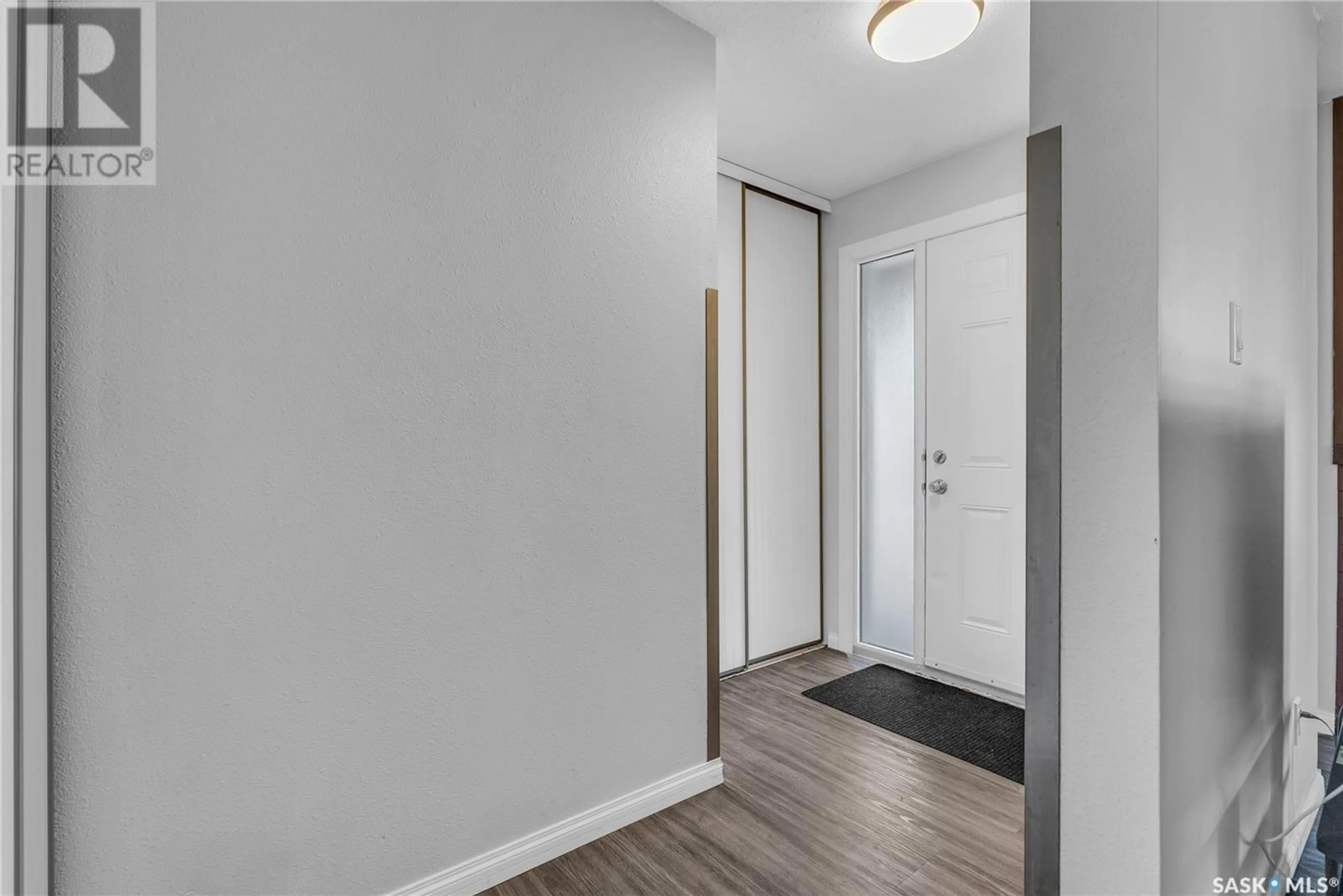 Indoor entryway for #312 - 510 PRAIRIE AVENUE, Saskatoon Saskatchewan S7N2V4