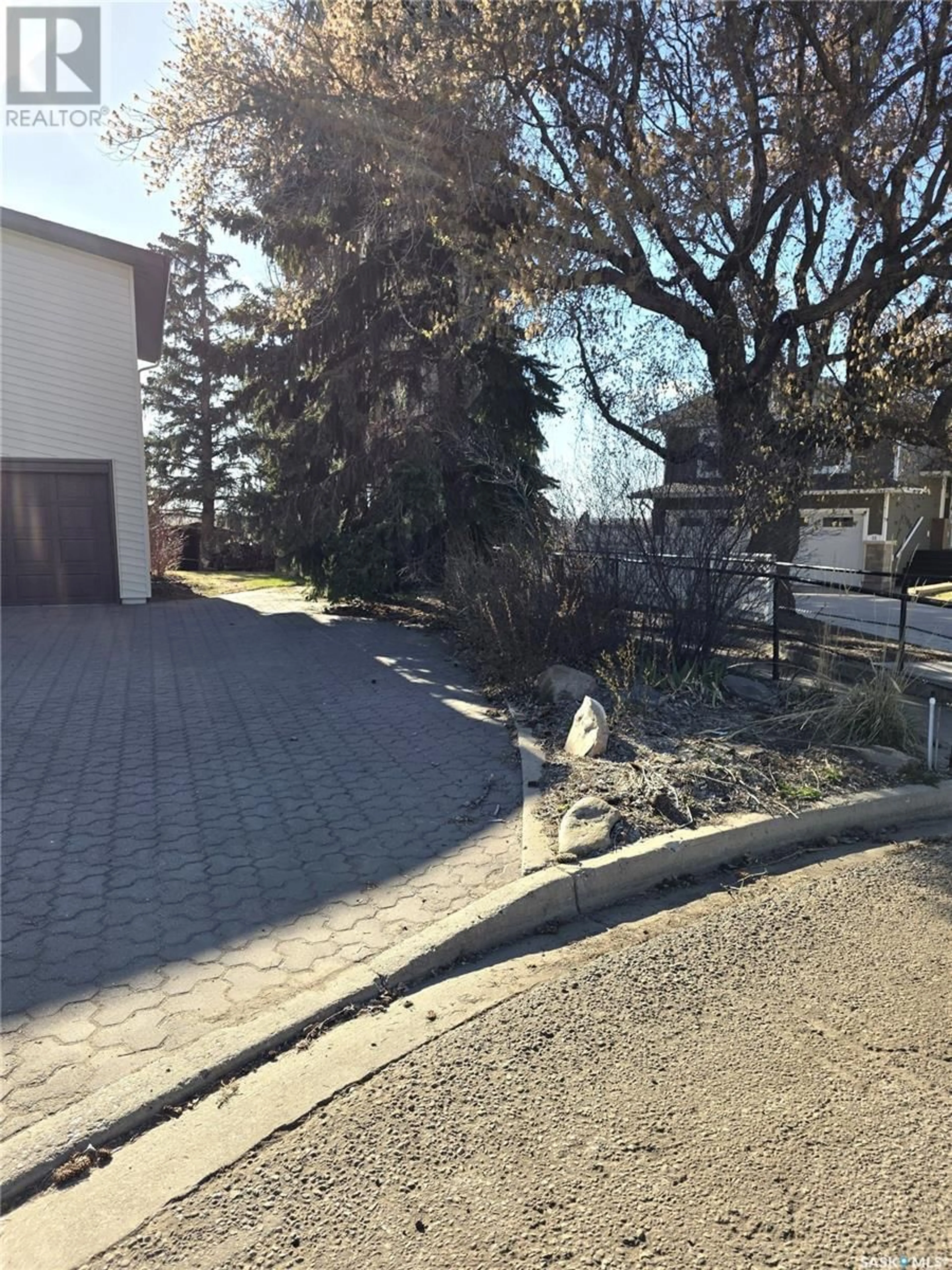 A pic from outside/outdoor area/front of a property/back of a property/a pic from drone, street for 13 CARTER CRESCENT, Outlook Saskatchewan S0L2N0