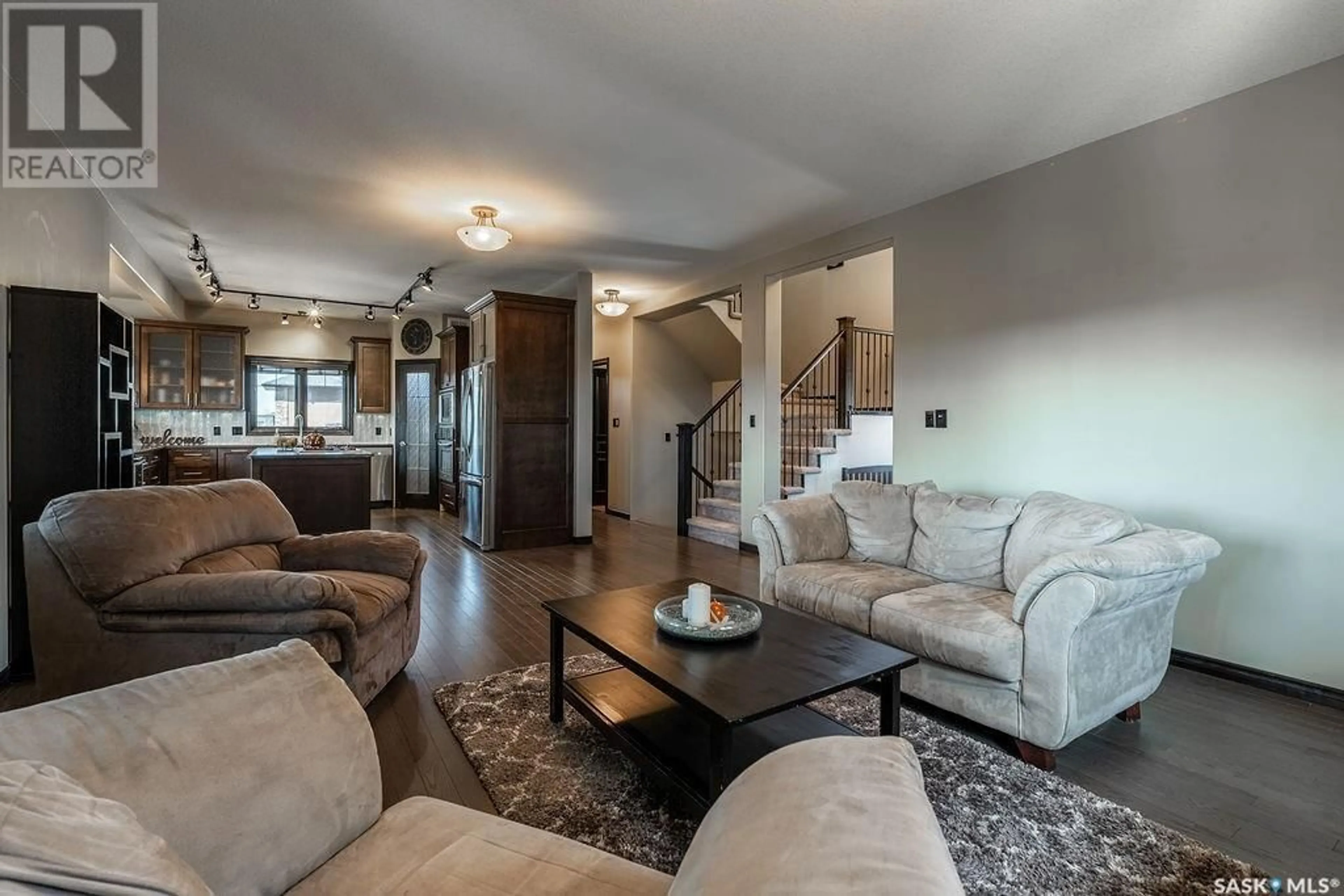 Living room with furniture, unknown for 330 GREENFIELD TERRACE, Saskatoon Saskatchewan S7R0B7