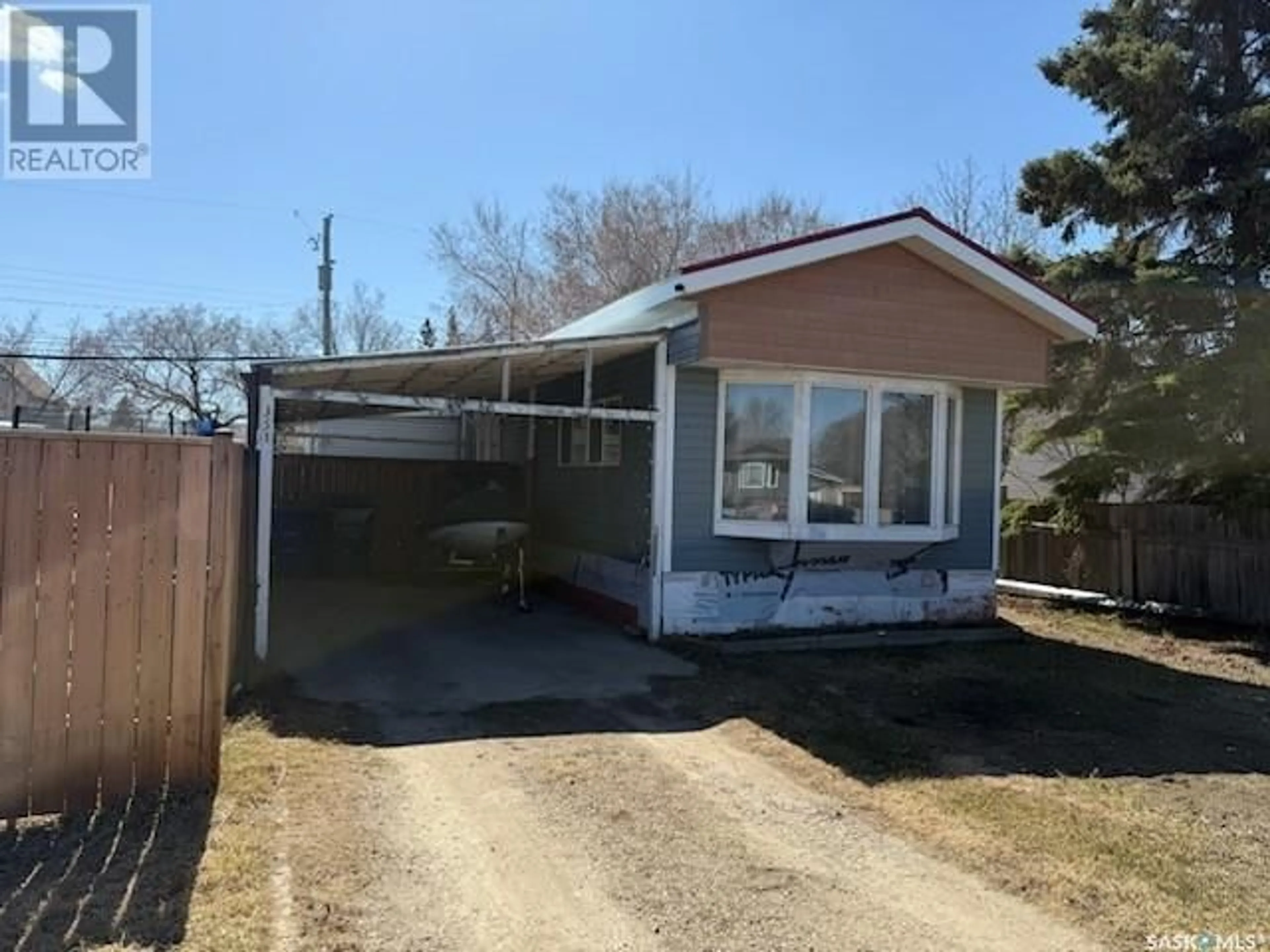 Shed for 351 30TH STREET, Battleford Saskatchewan S0M0E0