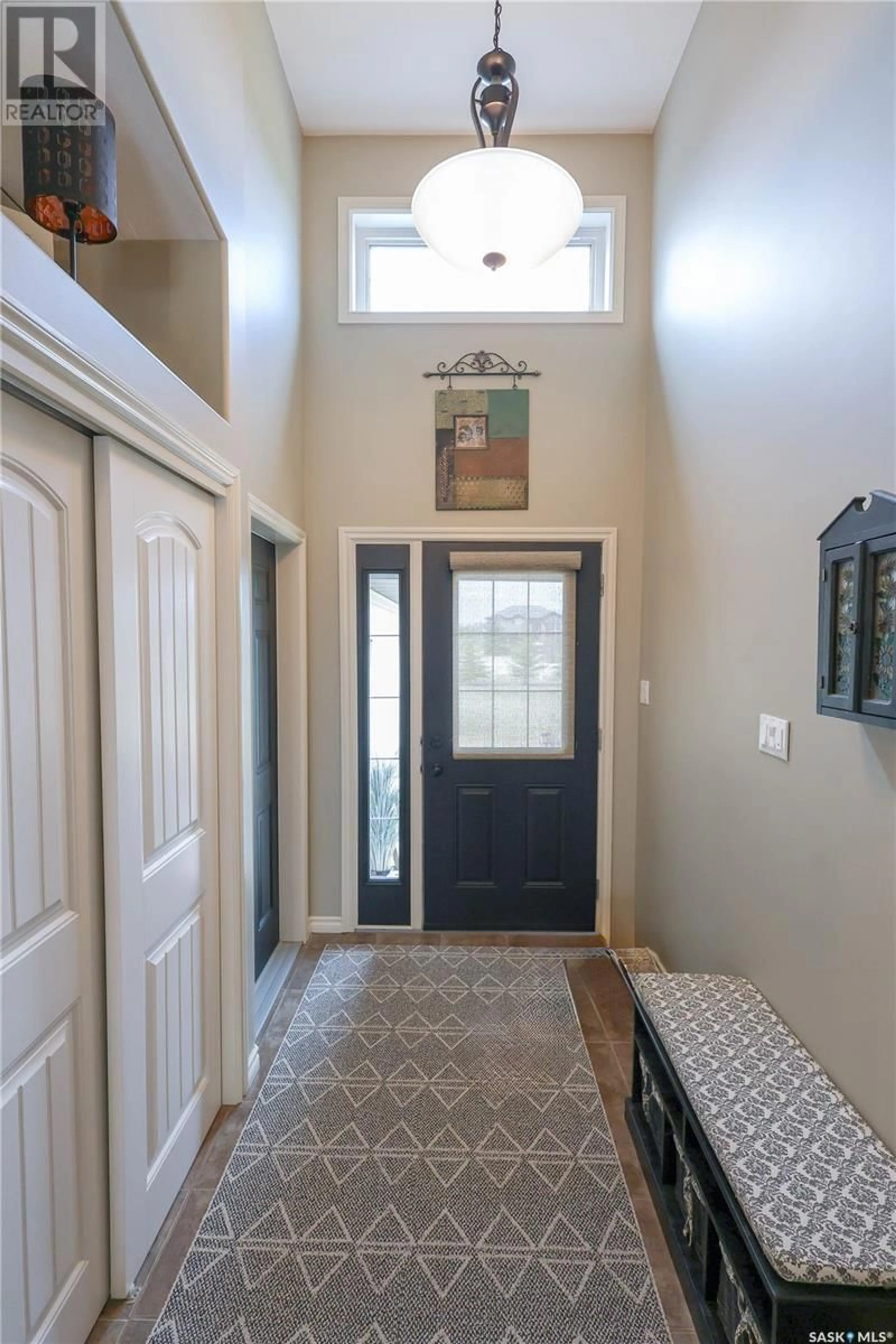 Indoor entryway for 214 LAKERIDGE DRIVE, Buckland Rm No. 491 Saskatchewan S6V5R3
