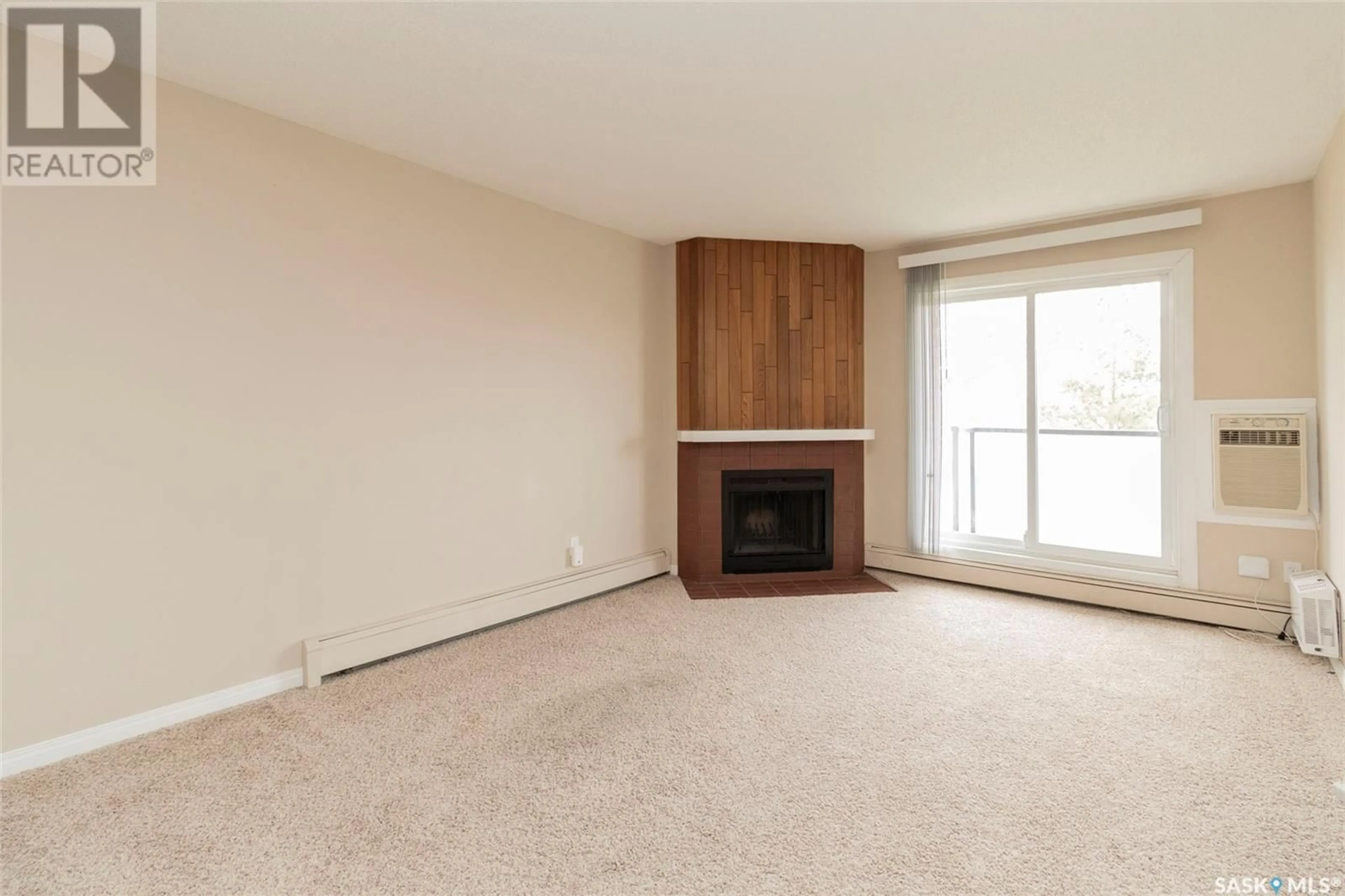 A pic of a room for 304 415 TAIT COURT, Saskatoon Saskatchewan S7H5L3