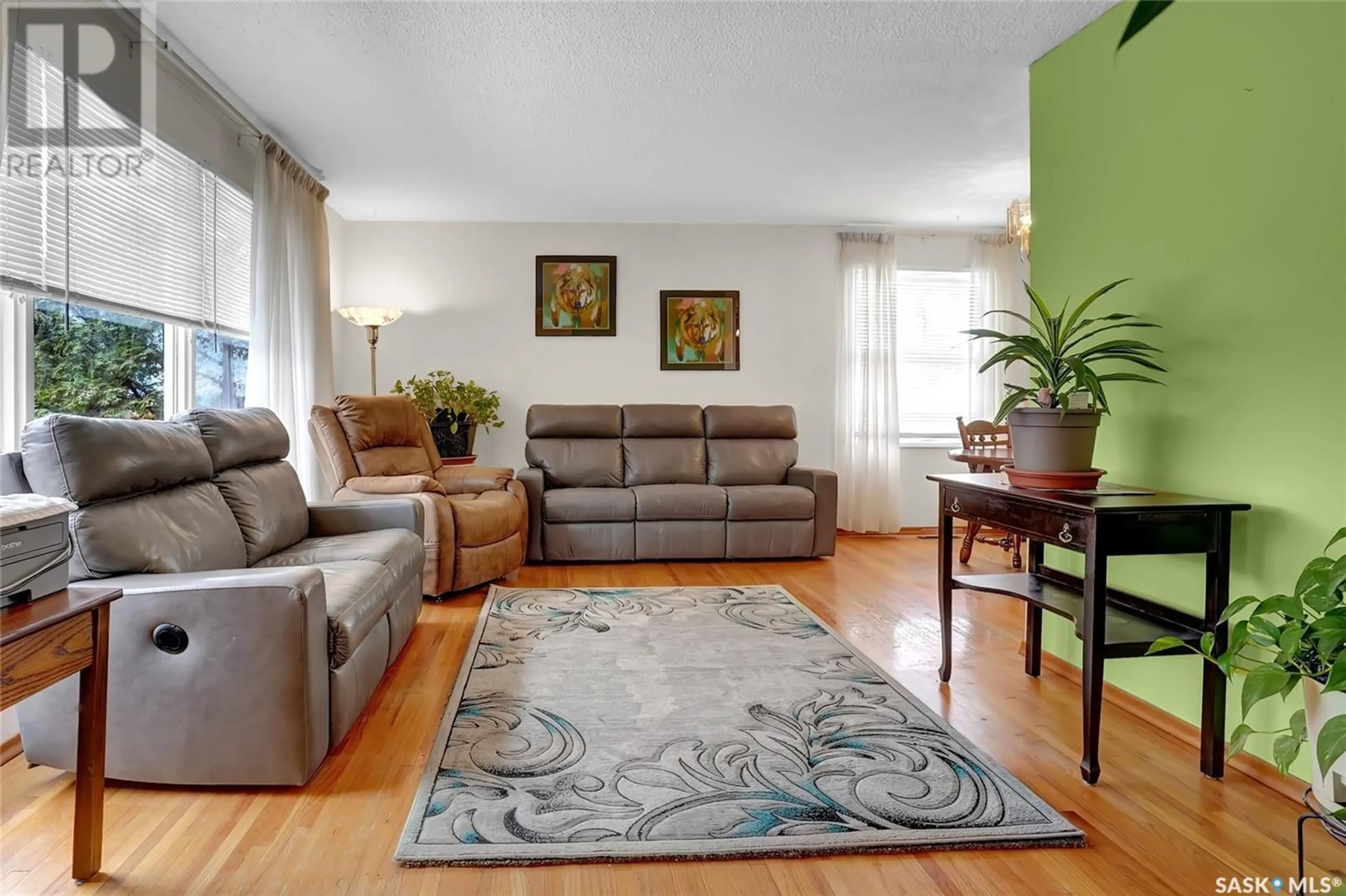 Living room with furniture, unknown for 3311 PARLIAMENT AVENUE, Regina Saskatchewan S4S2M1