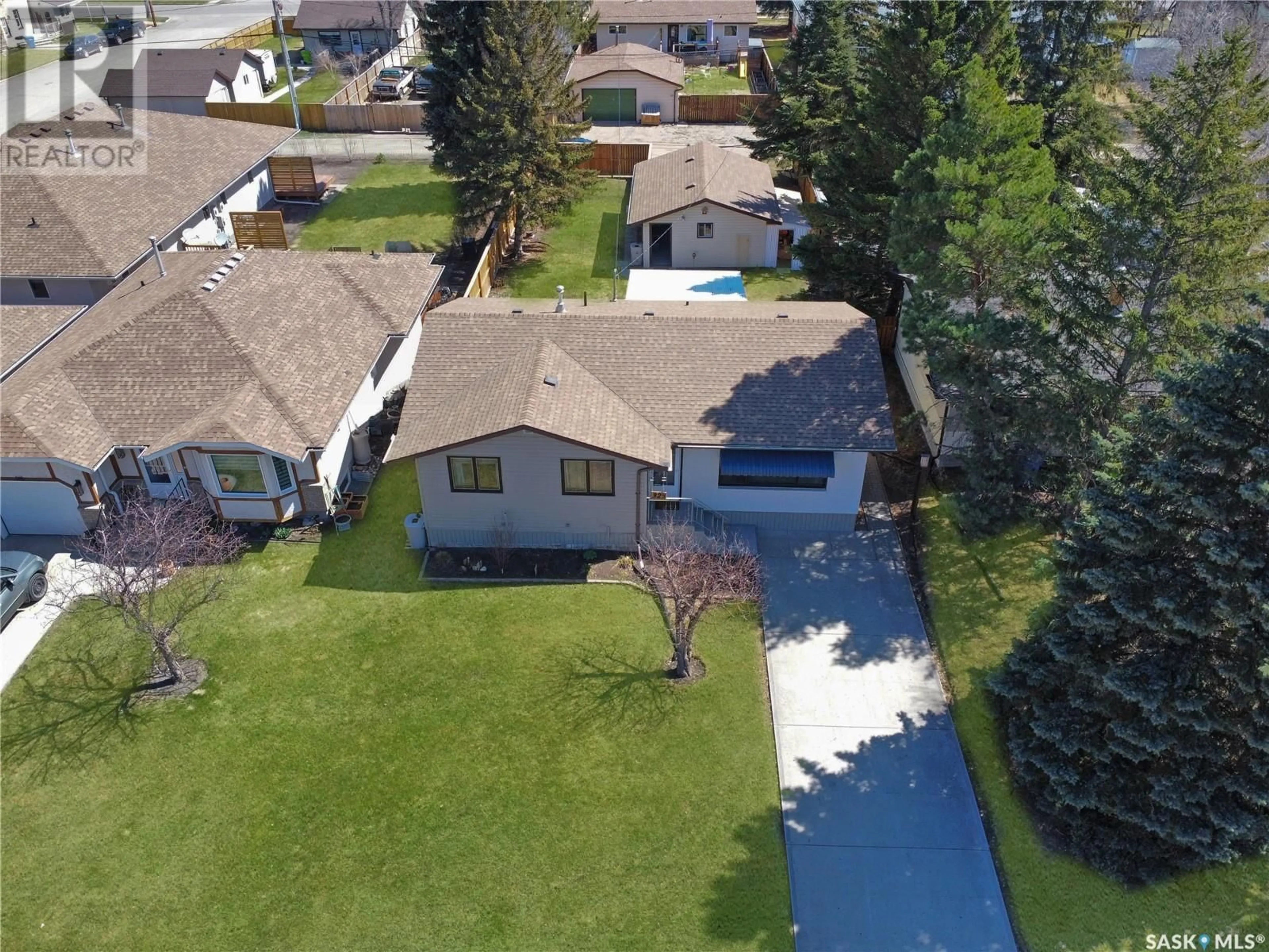 A pic from outside/outdoor area/front of a property/back of a property/a pic from drone, street for S - 325 HUDSON AVENUE, Fort Qu'Appelle Saskatchewan S0G1S0