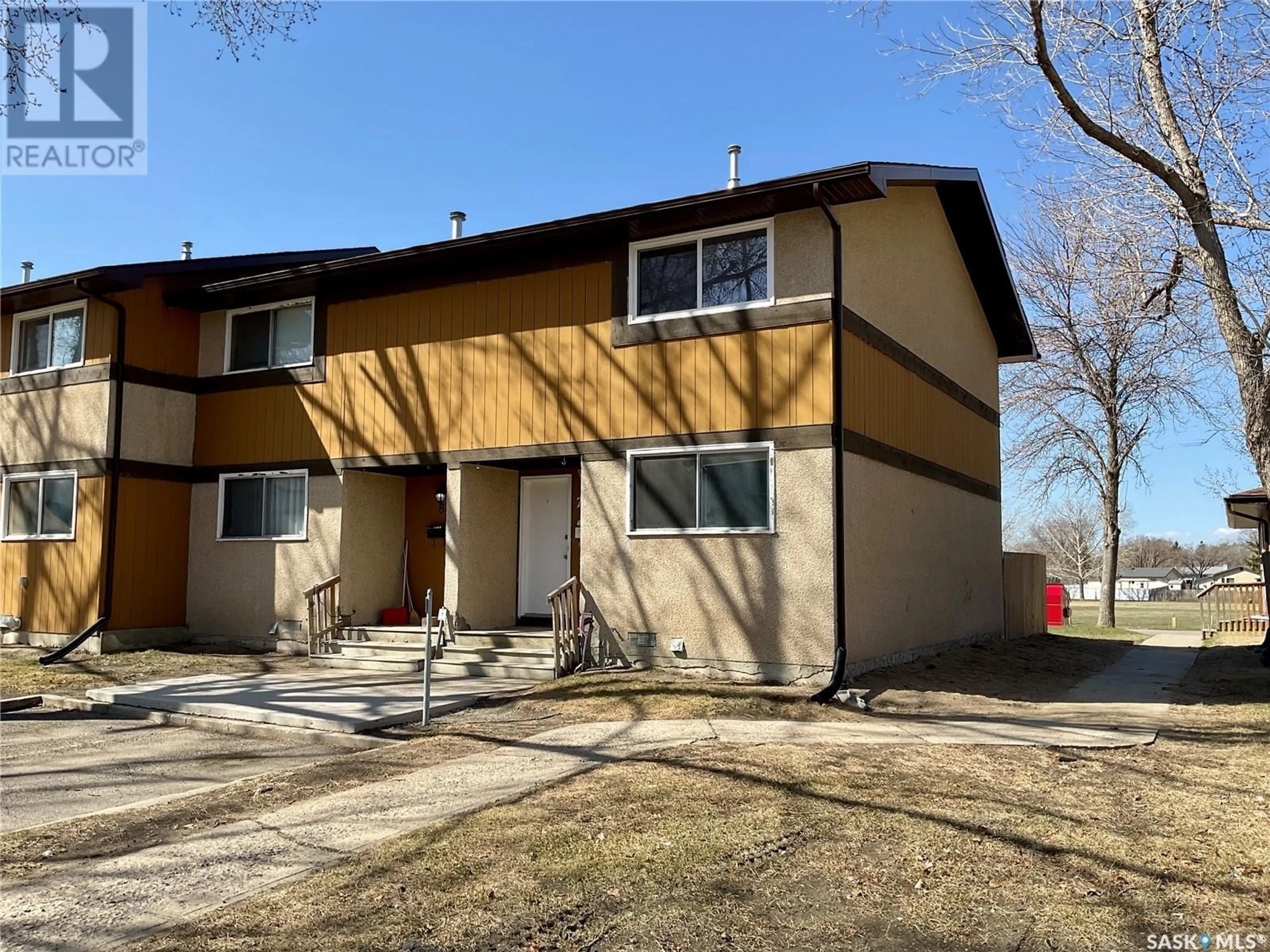 Unknown for 77 MACKENZIE MEWS, Regina Saskatchewan S4N5M4