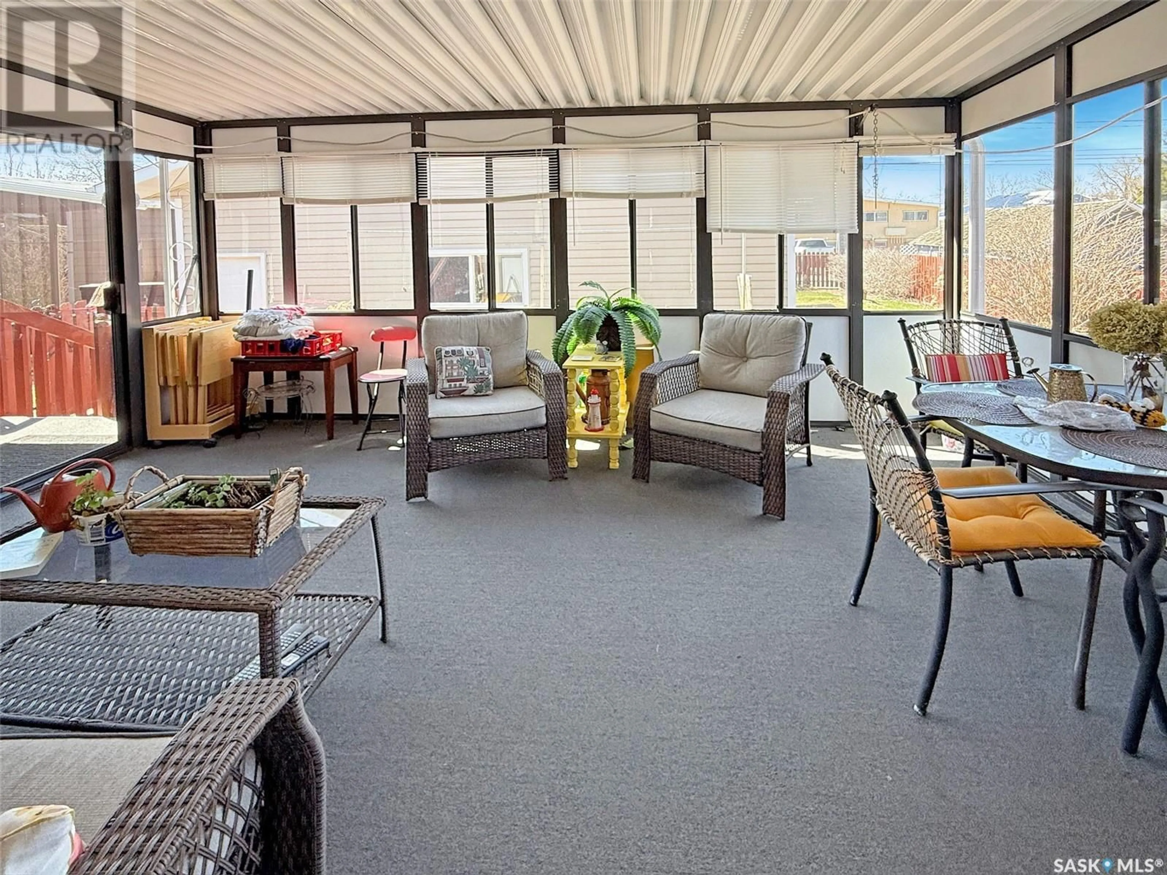 Patio, unknown for 246 5TH AVENUE, Swift Current Saskatchewan S9H3N1