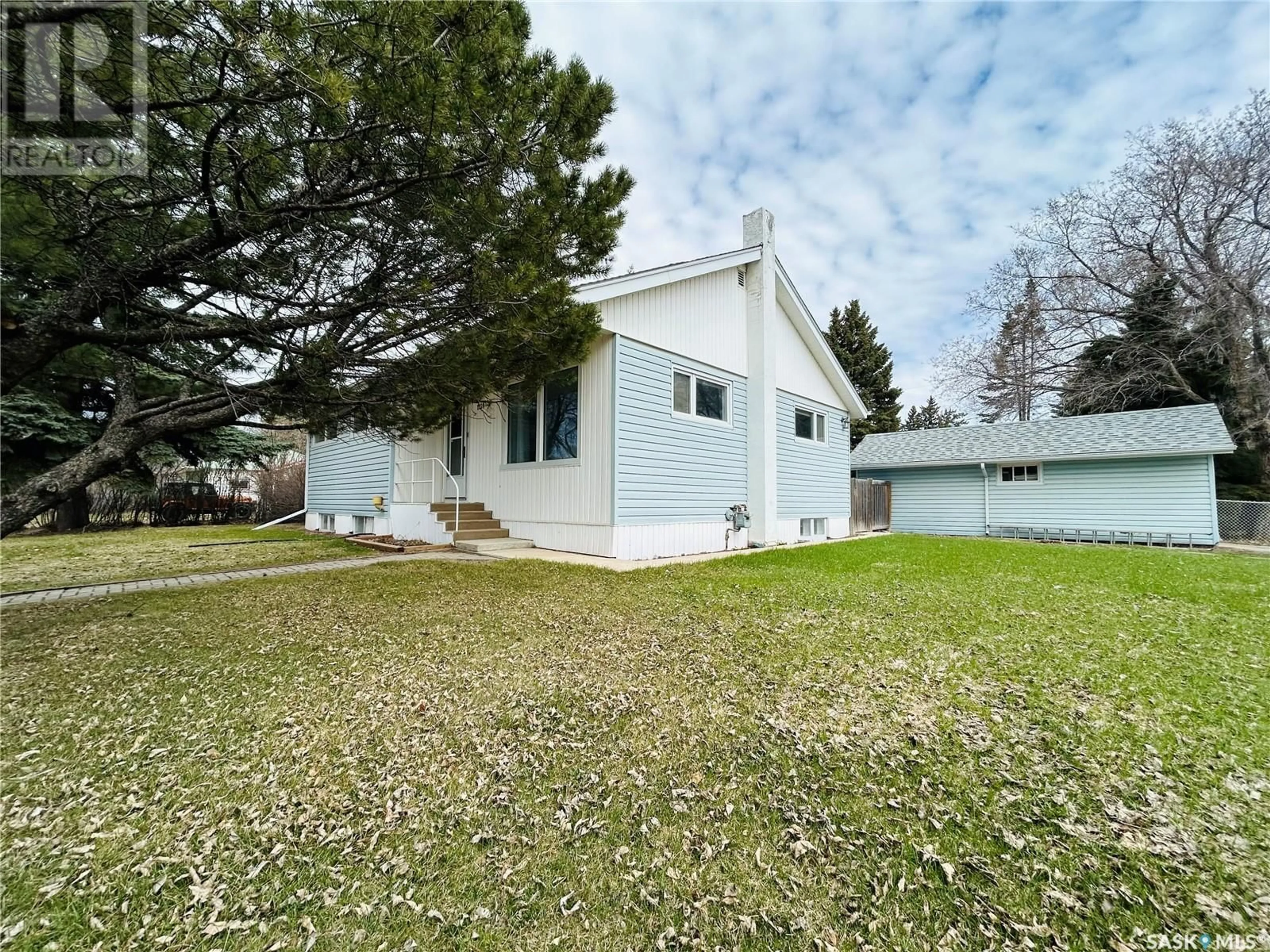 Unknown for 1110 WINDOVER AVENUE, Moosomin Saskatchewan S0G3N0